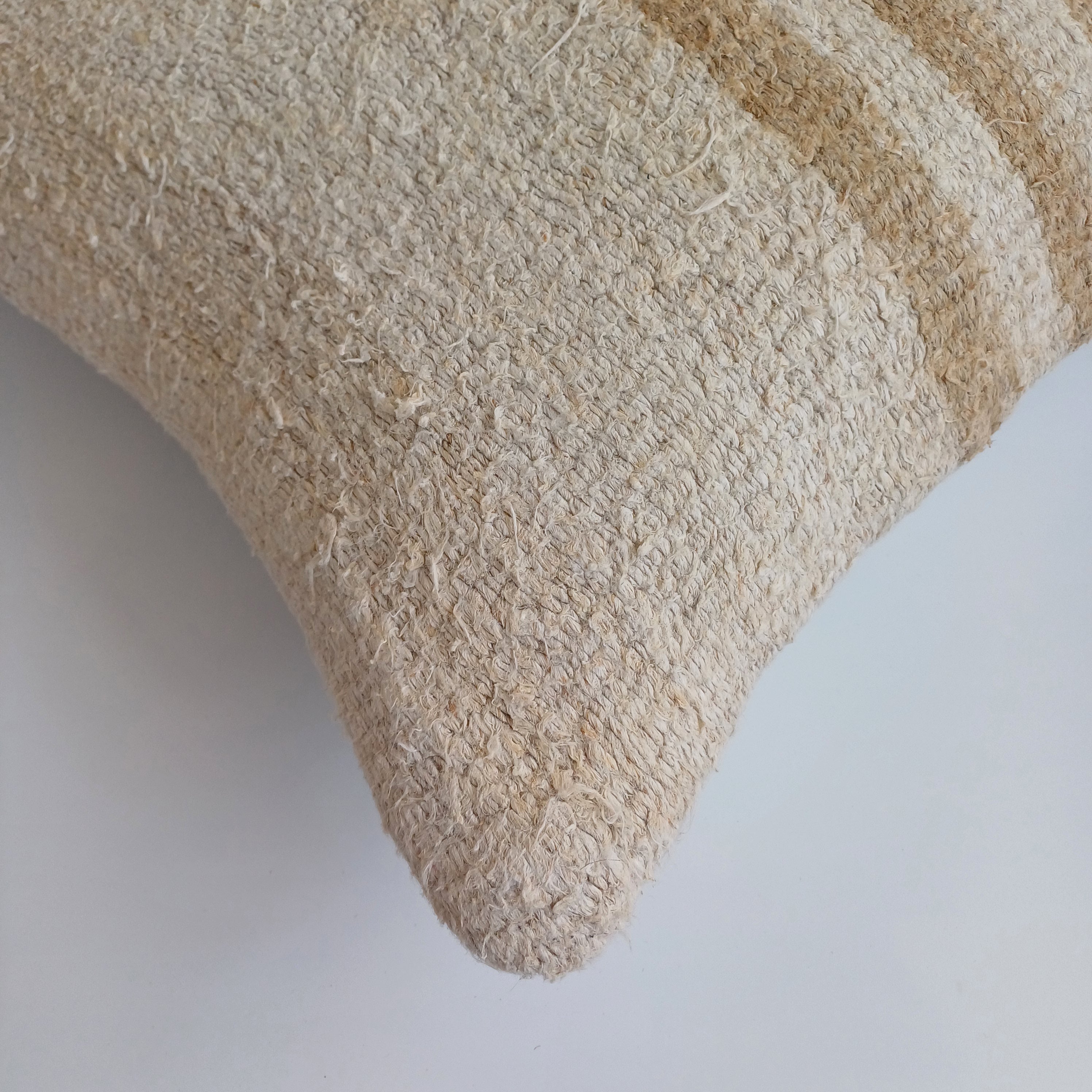 Cream Vintage Cushion Cover 16''x16'' / 40x40 CM