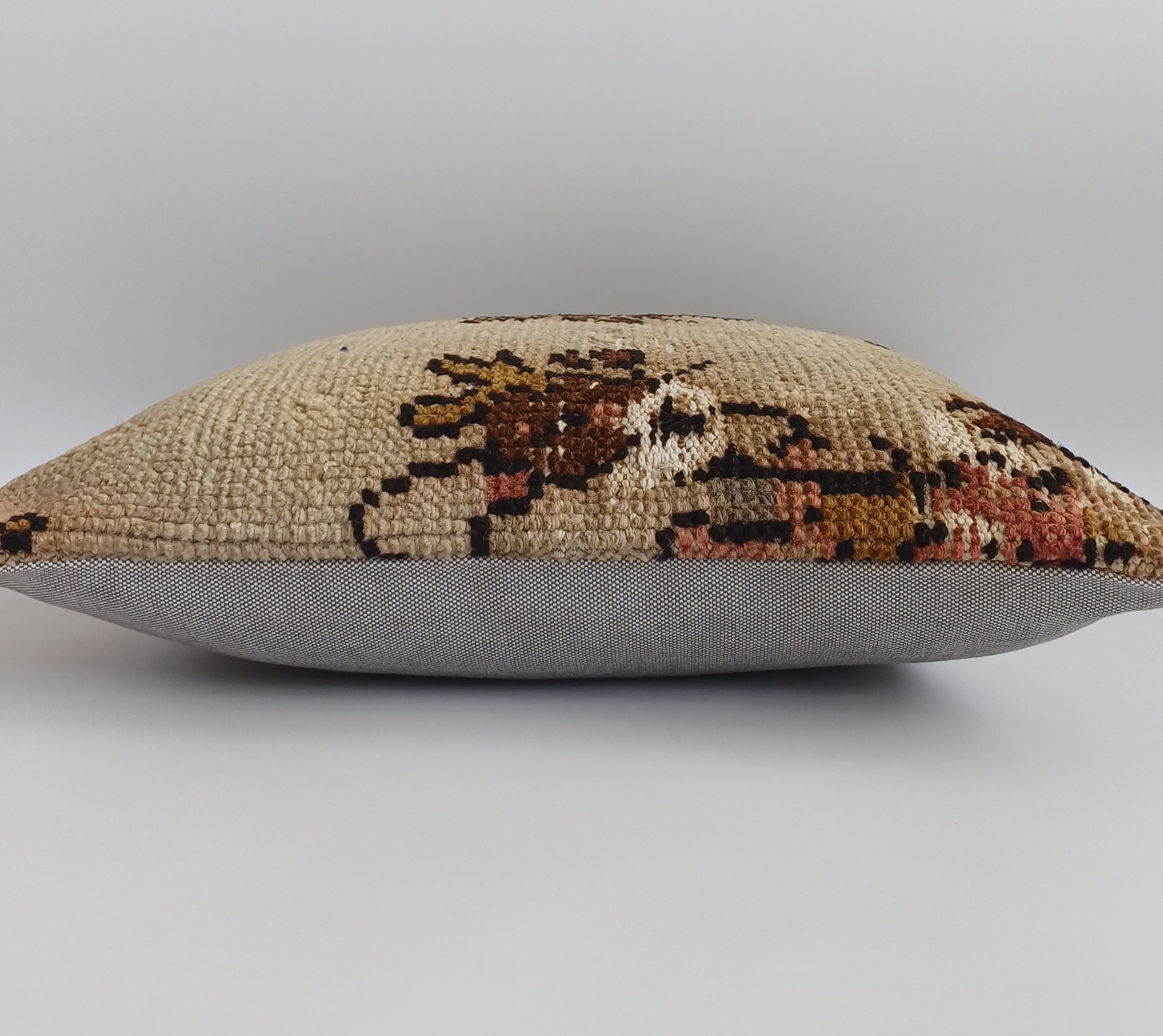 Floral Vintage Cushion Cover 16''x16'' / 40x40 CM