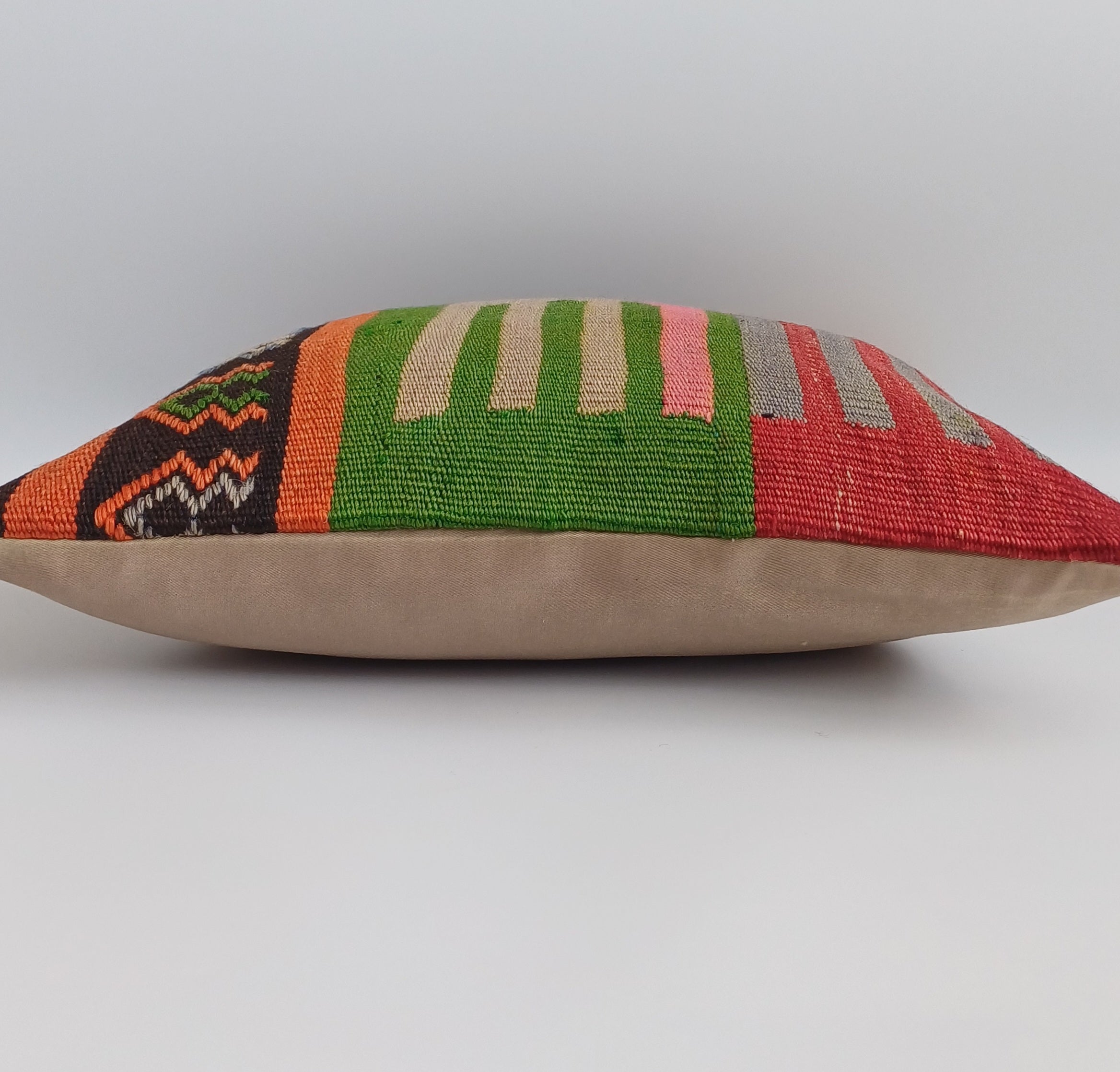 Vintage Cushion Cover 16''x16'' / 40x40 CM