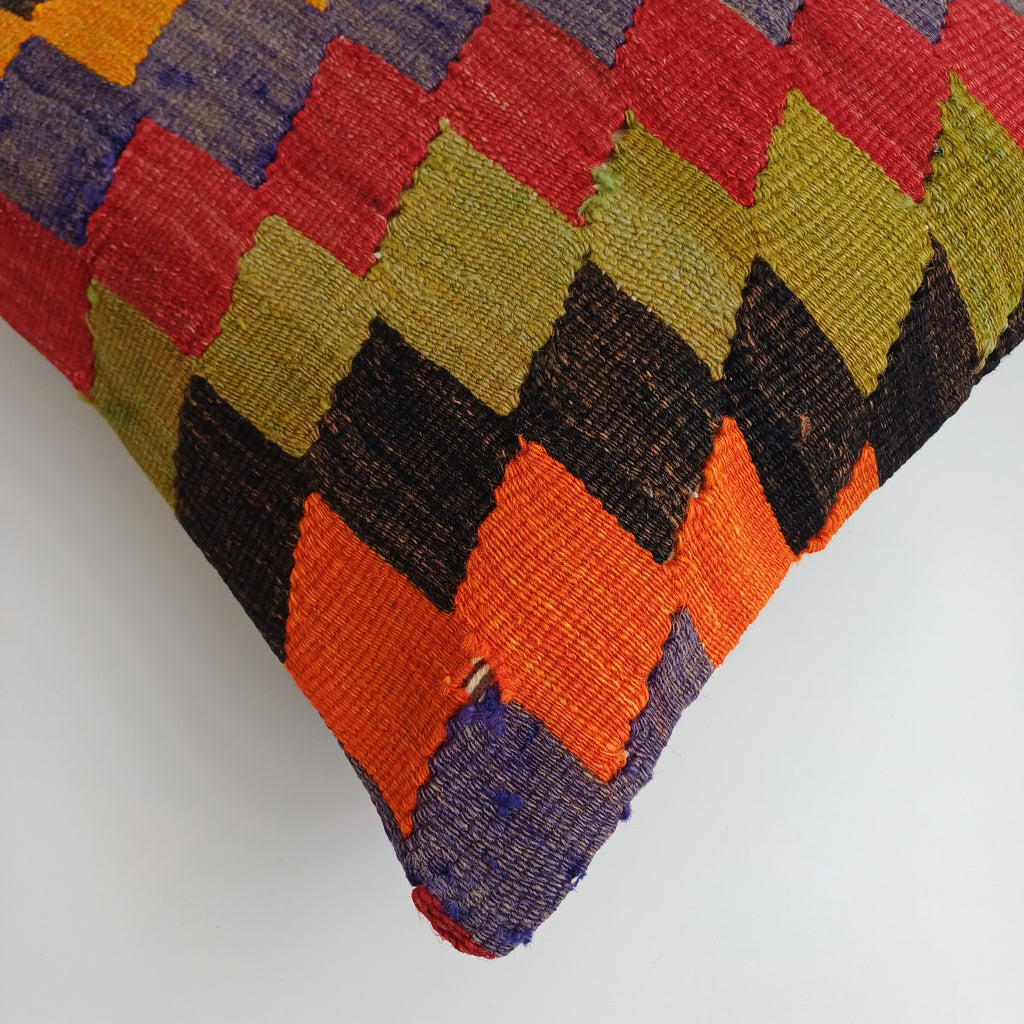 Vintage Turkish Rug Cushion Cover 18''x18'' / 45x45 CM