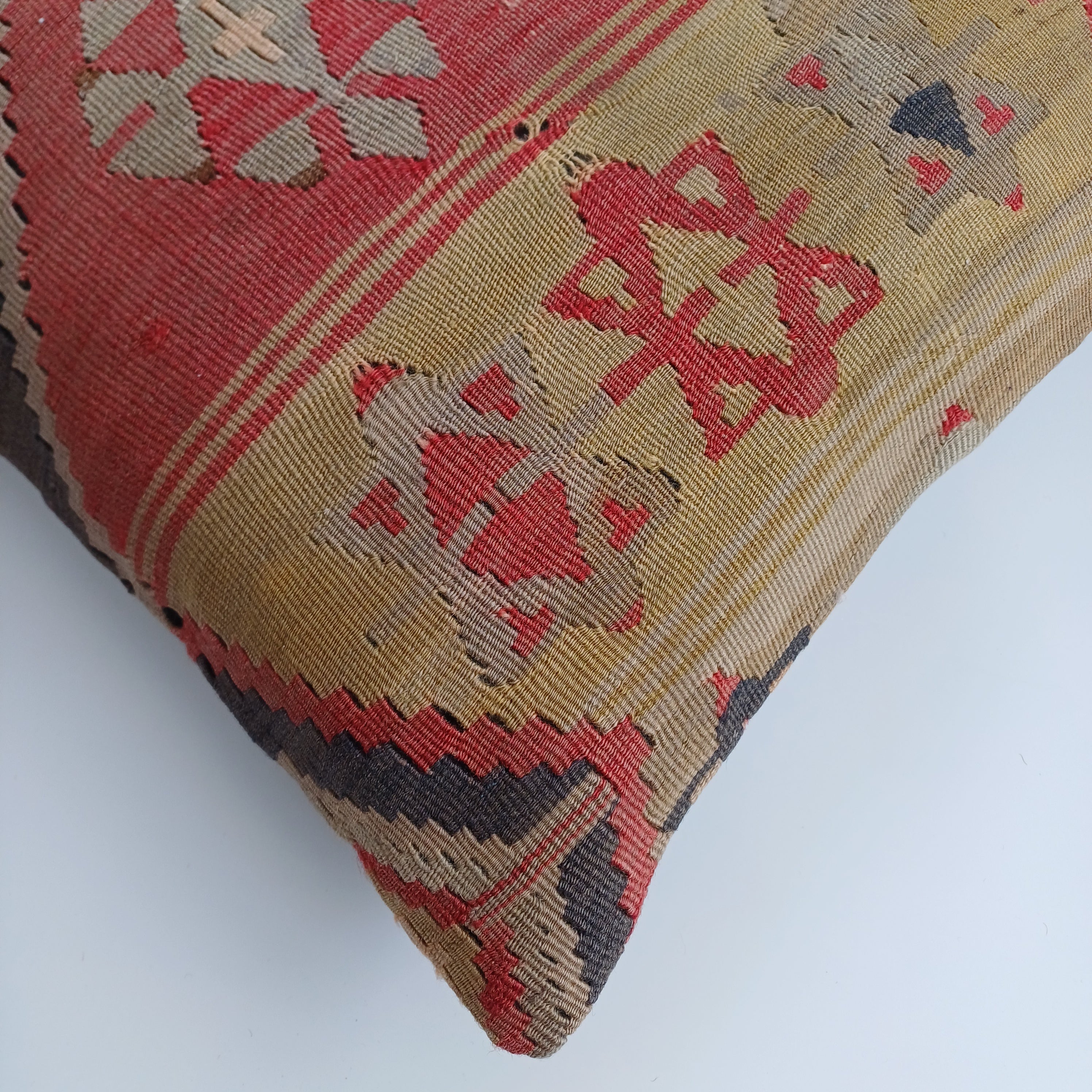 Vintage Turkish Rug Cushion Cover 18''x18'' / 45x45 CM