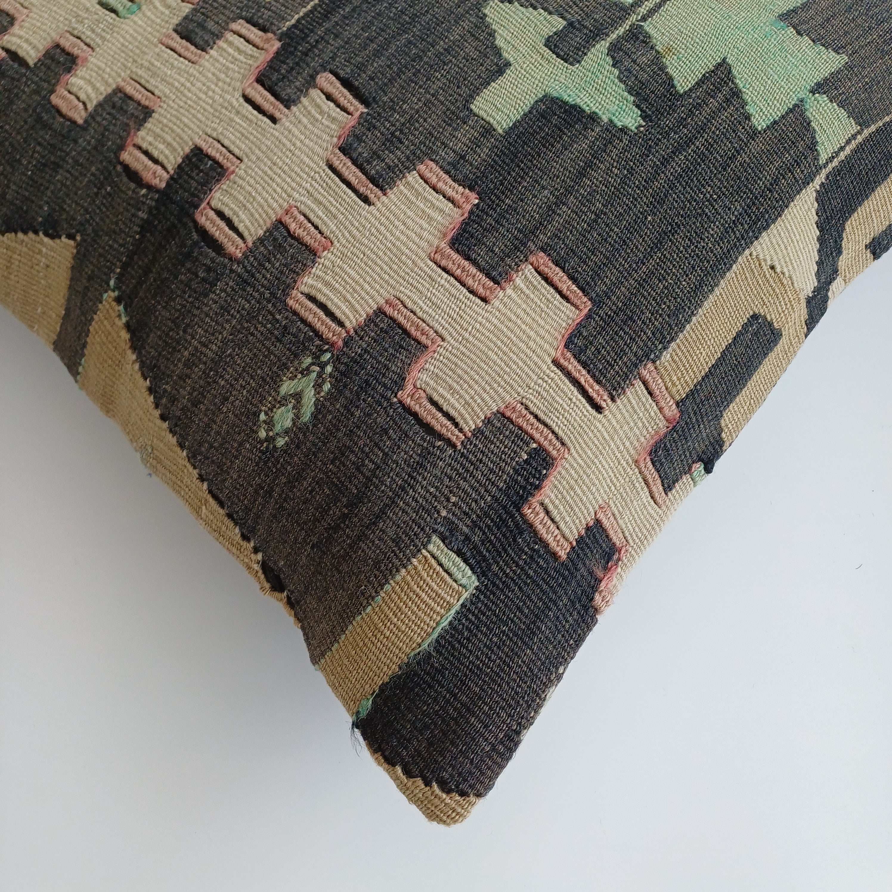 Vintage Turkish Rug Cushion Cover 18''x18'' / 45x45 CM