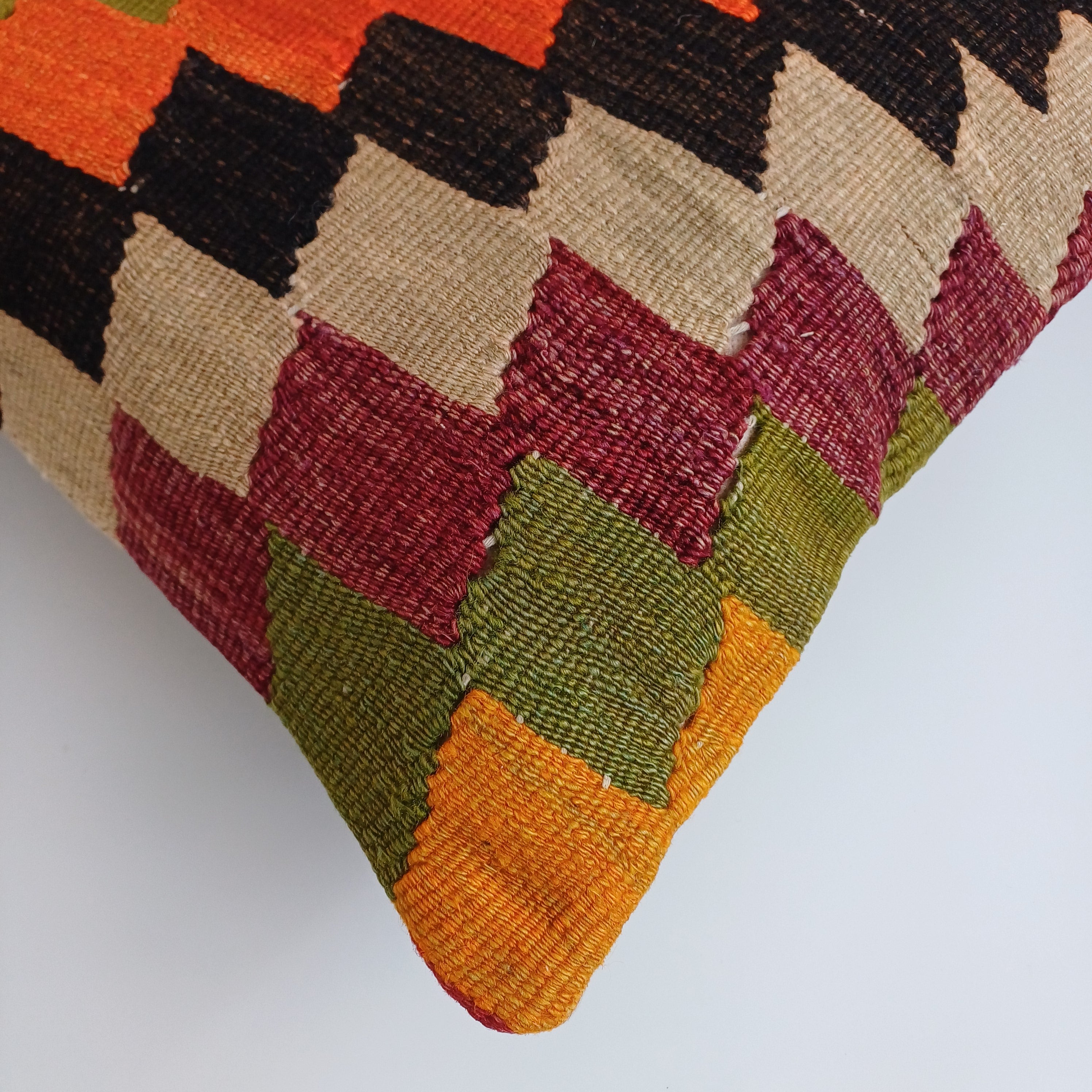 Vintage Turkish Rug Cushion Cover 18''x18'' / 45x45 CM