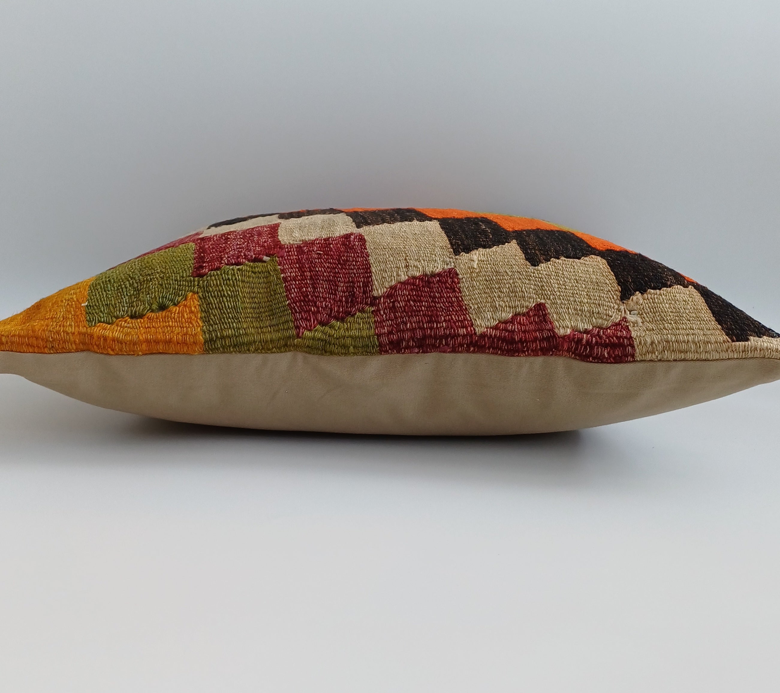 Vintage Turkish Rug Cushion Cover 18''x18'' / 45x45 CM