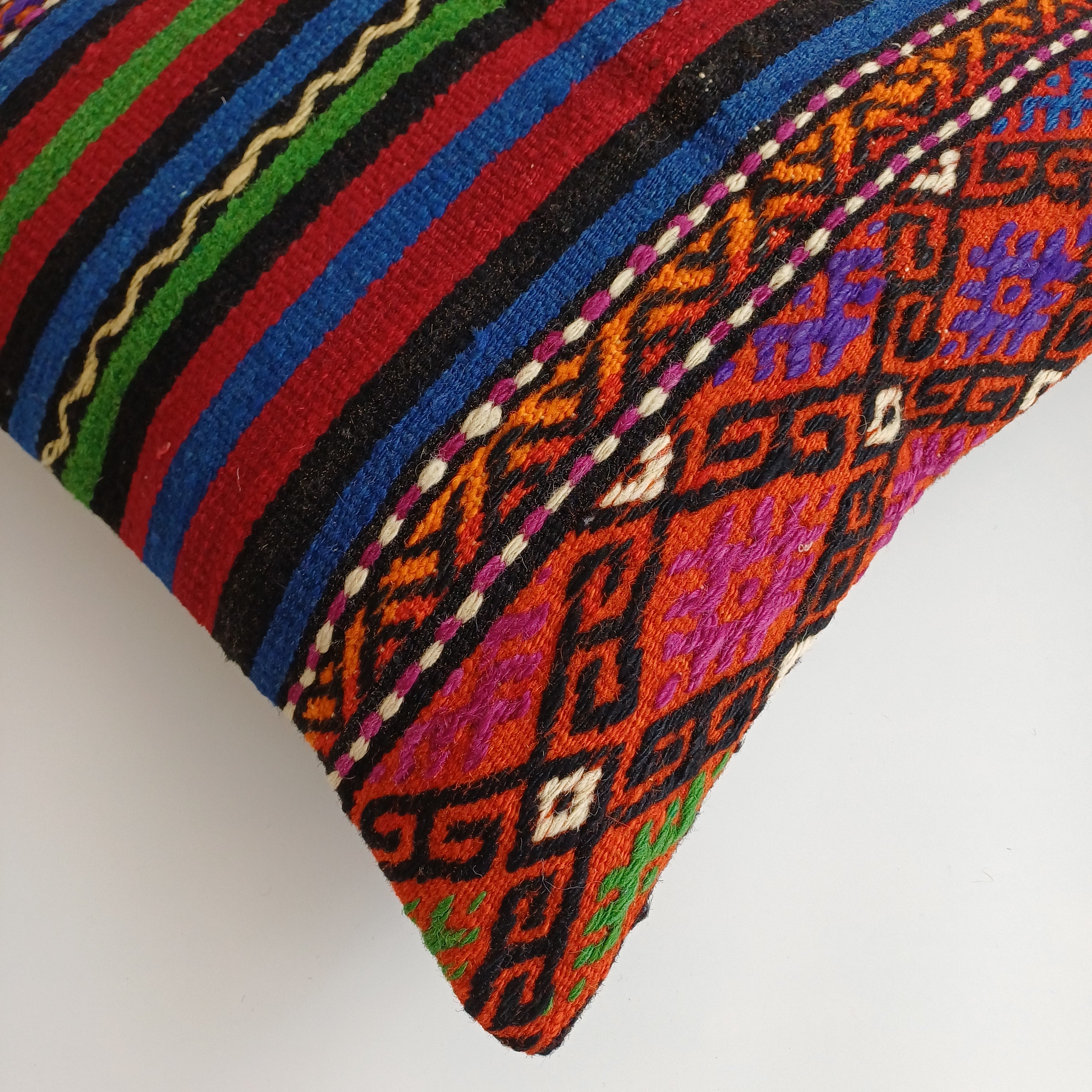 Vintage Turkish Rug Cushion Cover 18''x18'' / 45x45 CM