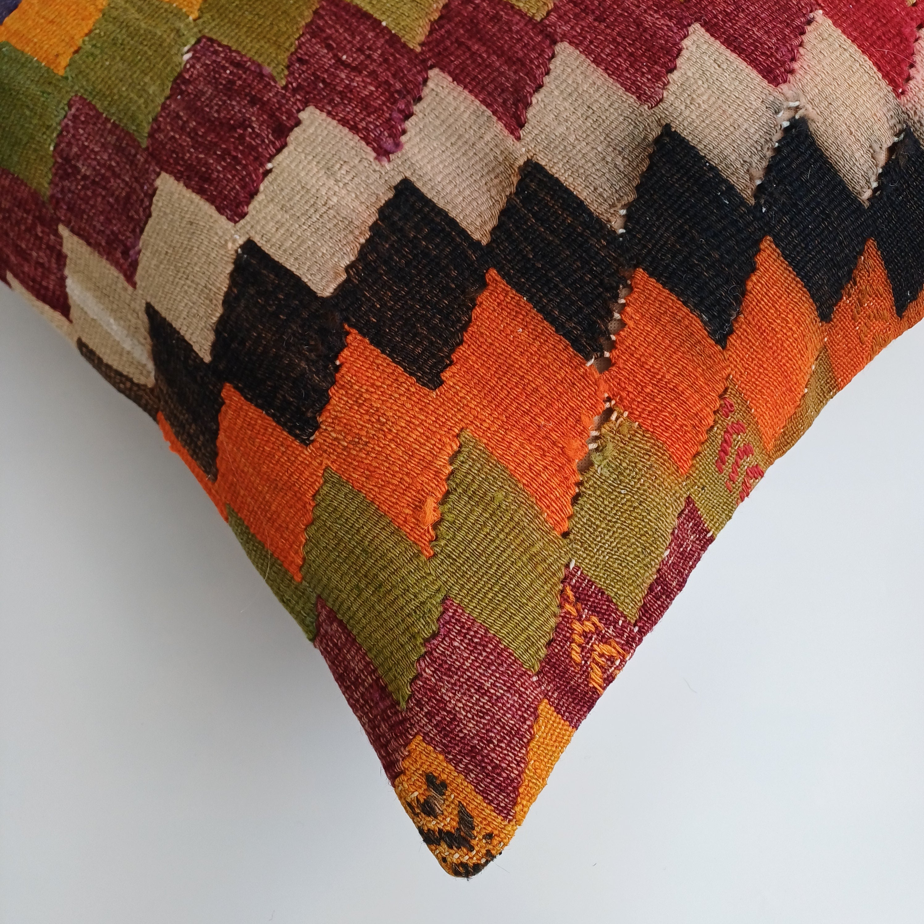 Vintage Turkish Cushion Cover 24''x24'' / 60x60 CM