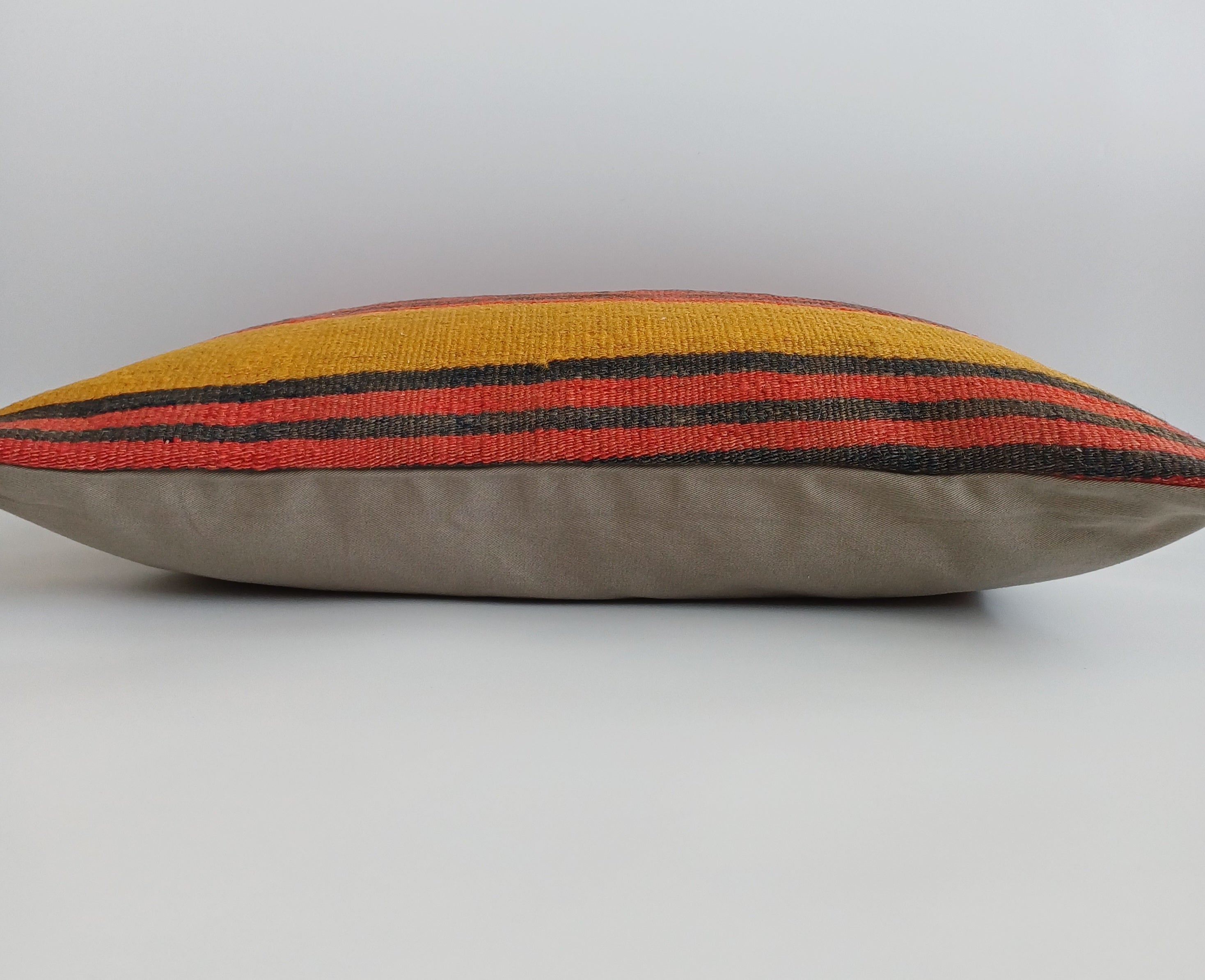 Vintage Cushion Cover 24''x16'' / 60x40 CM