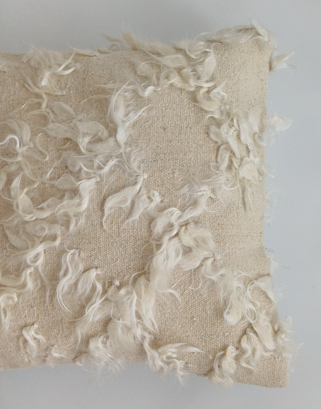 White Wool Turkish Rug Cushion Cover 20''x20'' / 50x50 CM