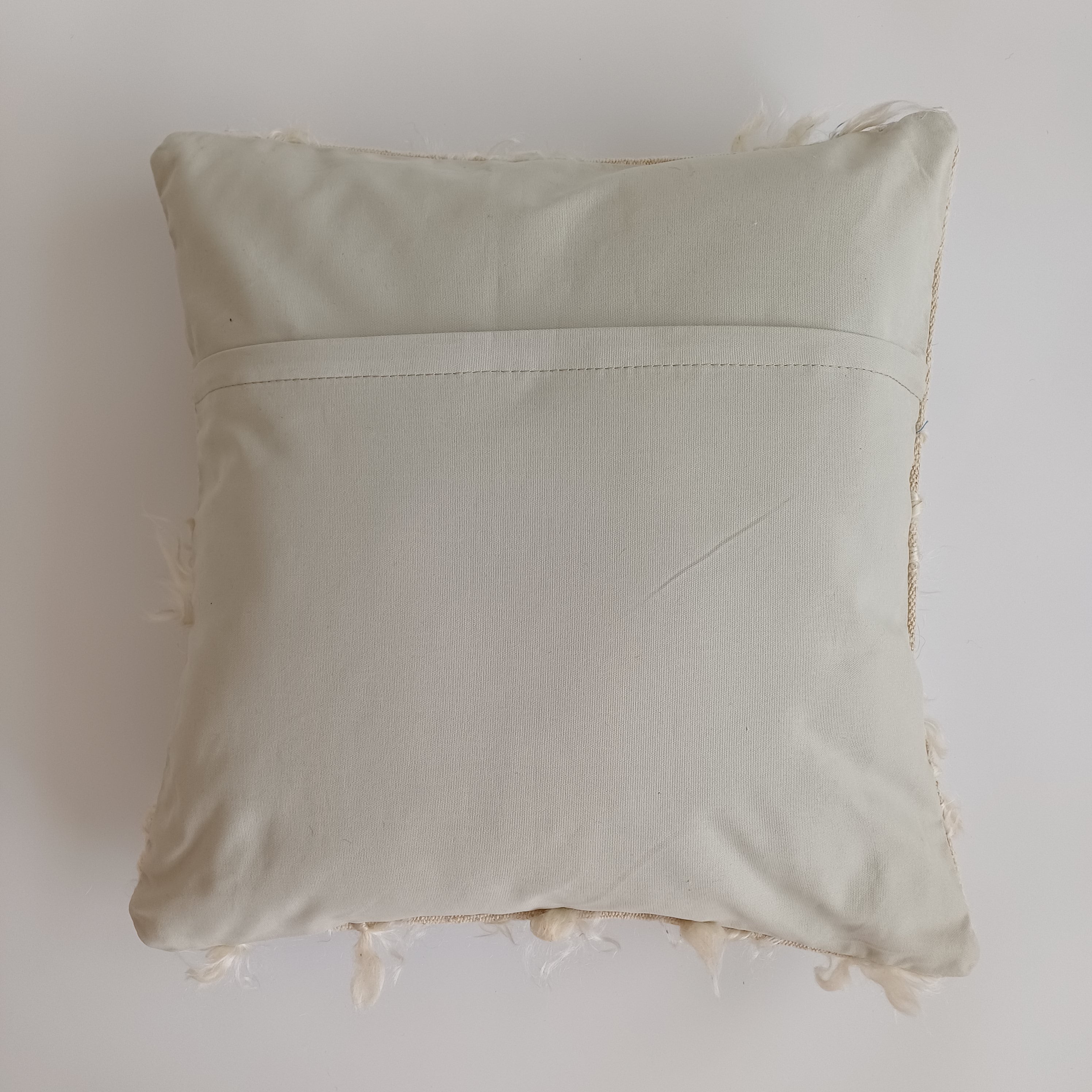 White Wool Turkish Rug Cushion Cover 20''x20'' / 50x50 CM