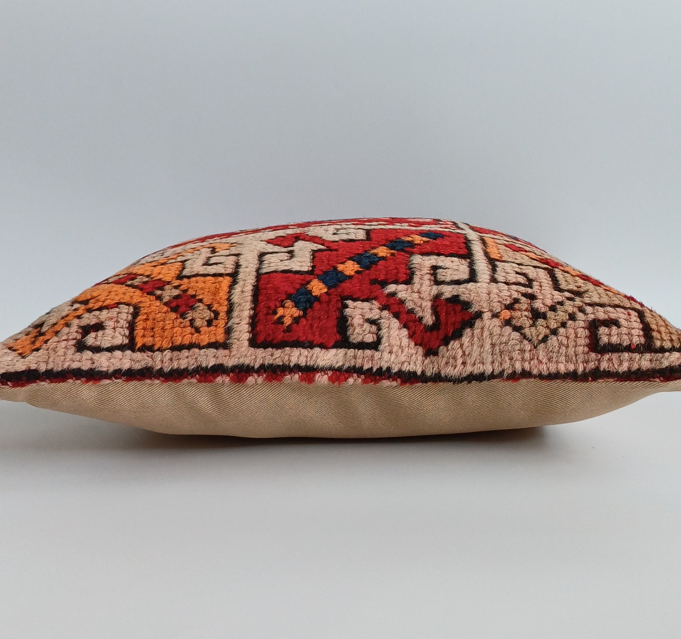 Handmade Carpet Cushion Cover 16''x16'' / 40x40 CM