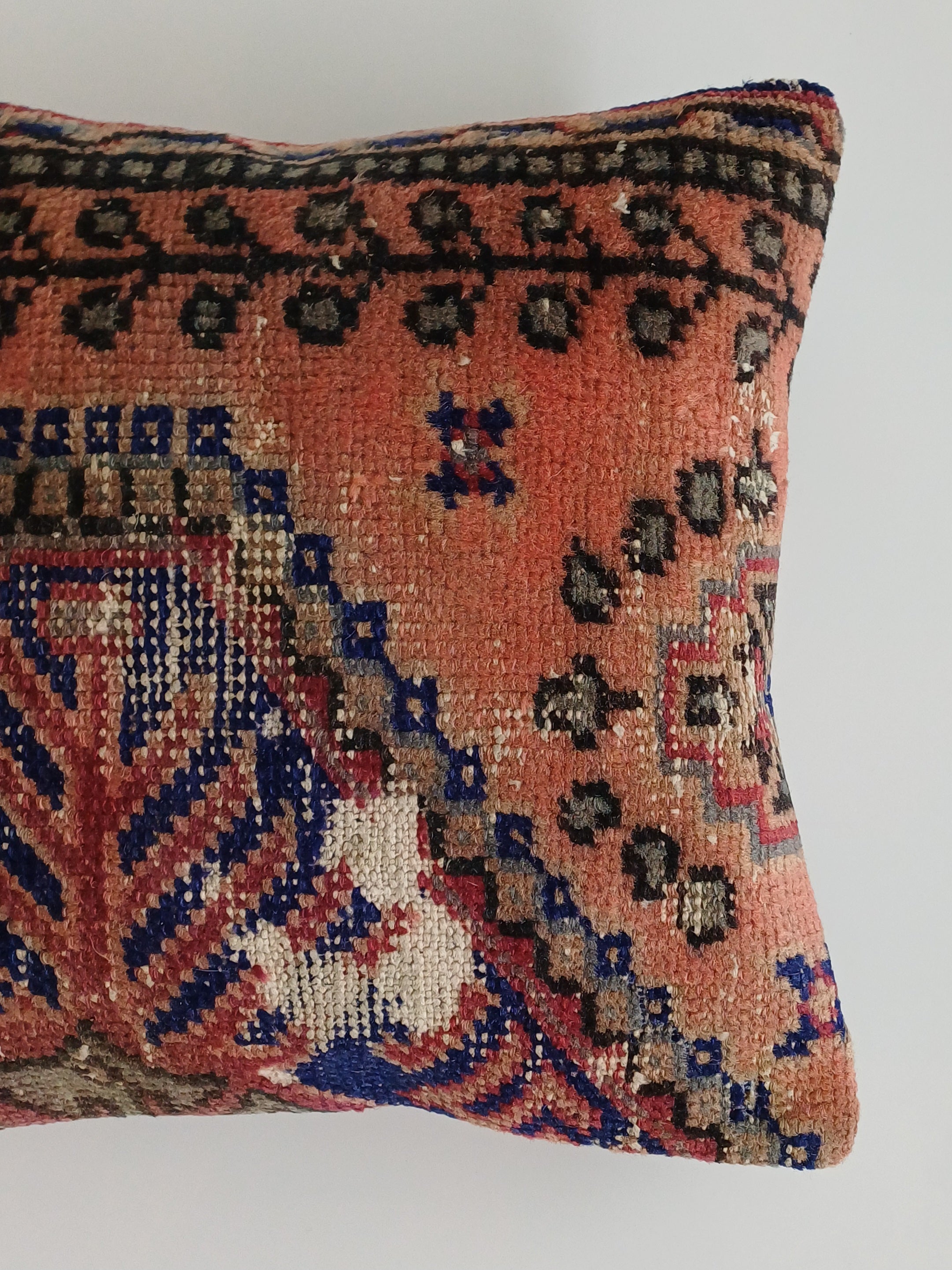 Carpet Cushion Cover 16''x16'' / 40x40 CM