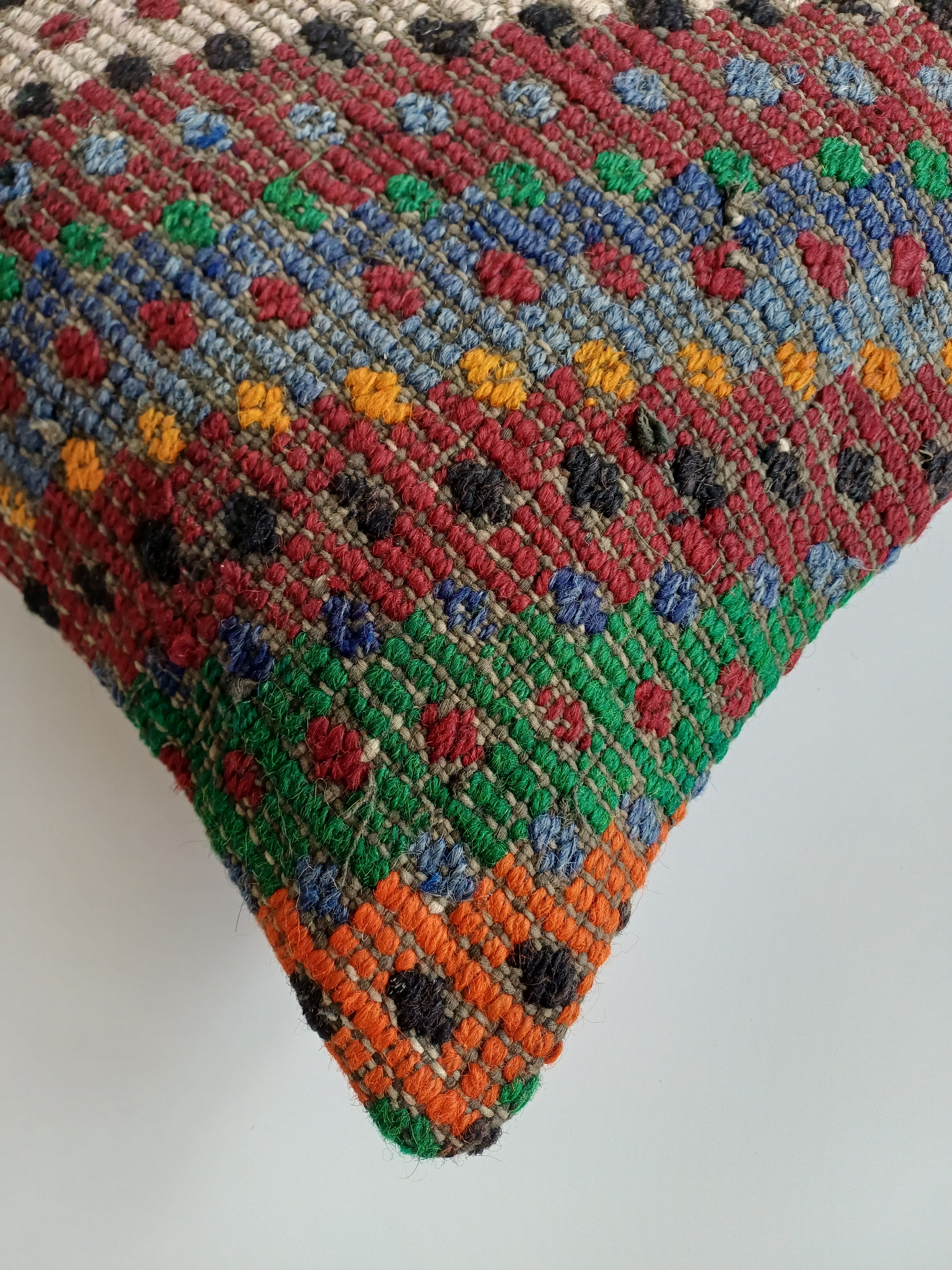 Vintage Cushion Cover 20''x20'' / 50x50 CM