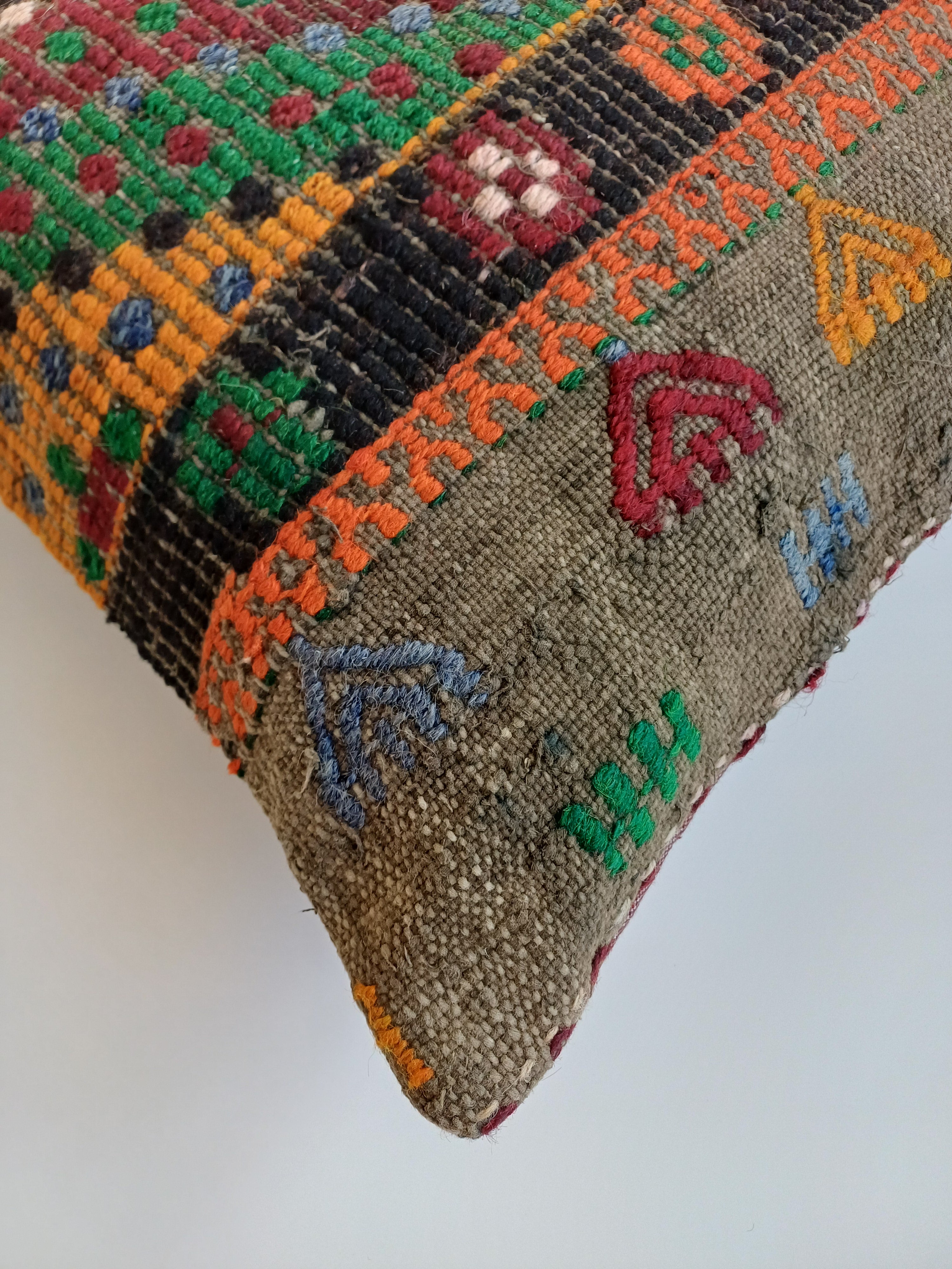 Vintage Cushion Cover 20''x20'' / 50x50 CM