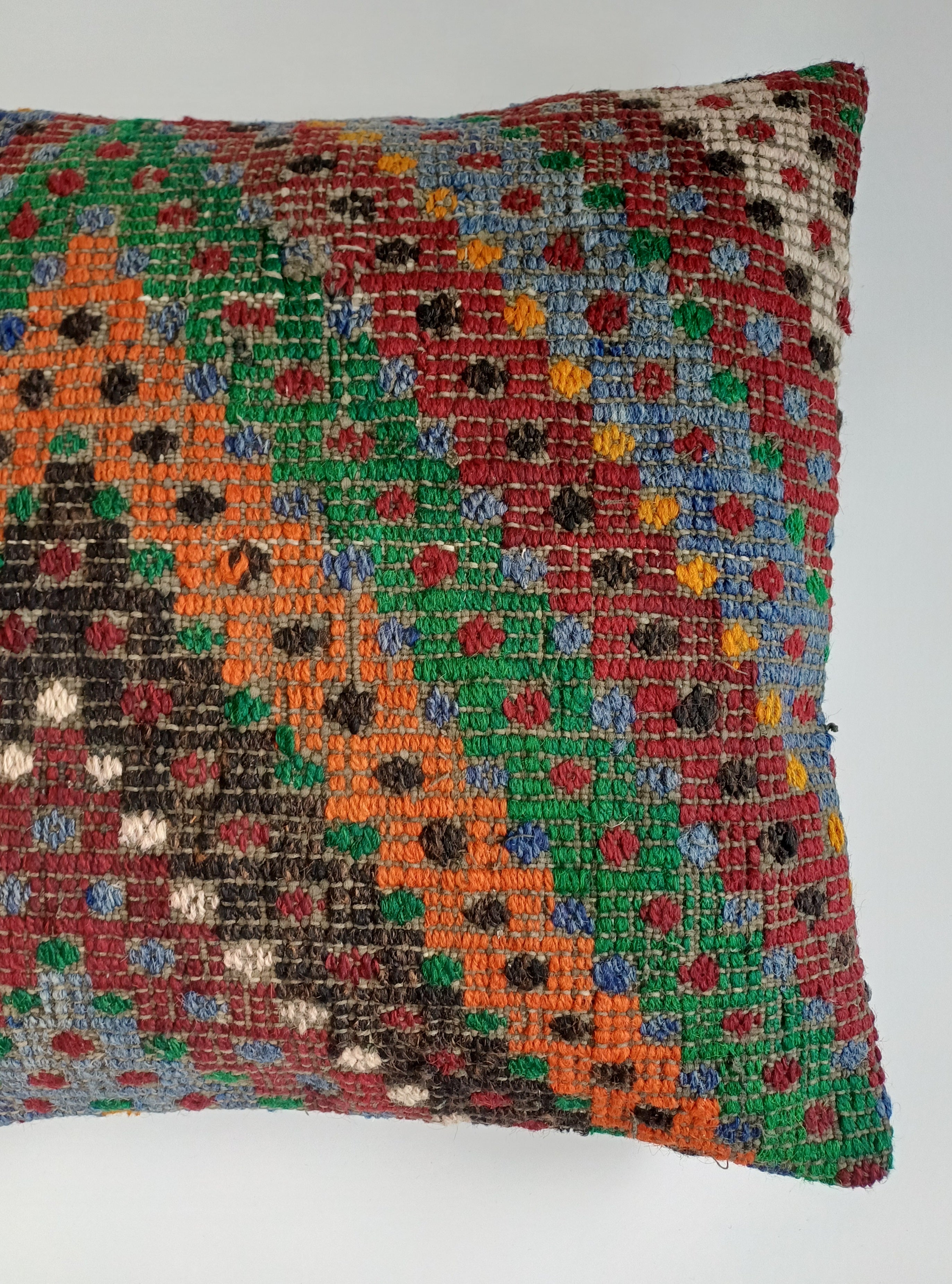 Vintage Cushion Cover 20''x20'' / 50x50 CM