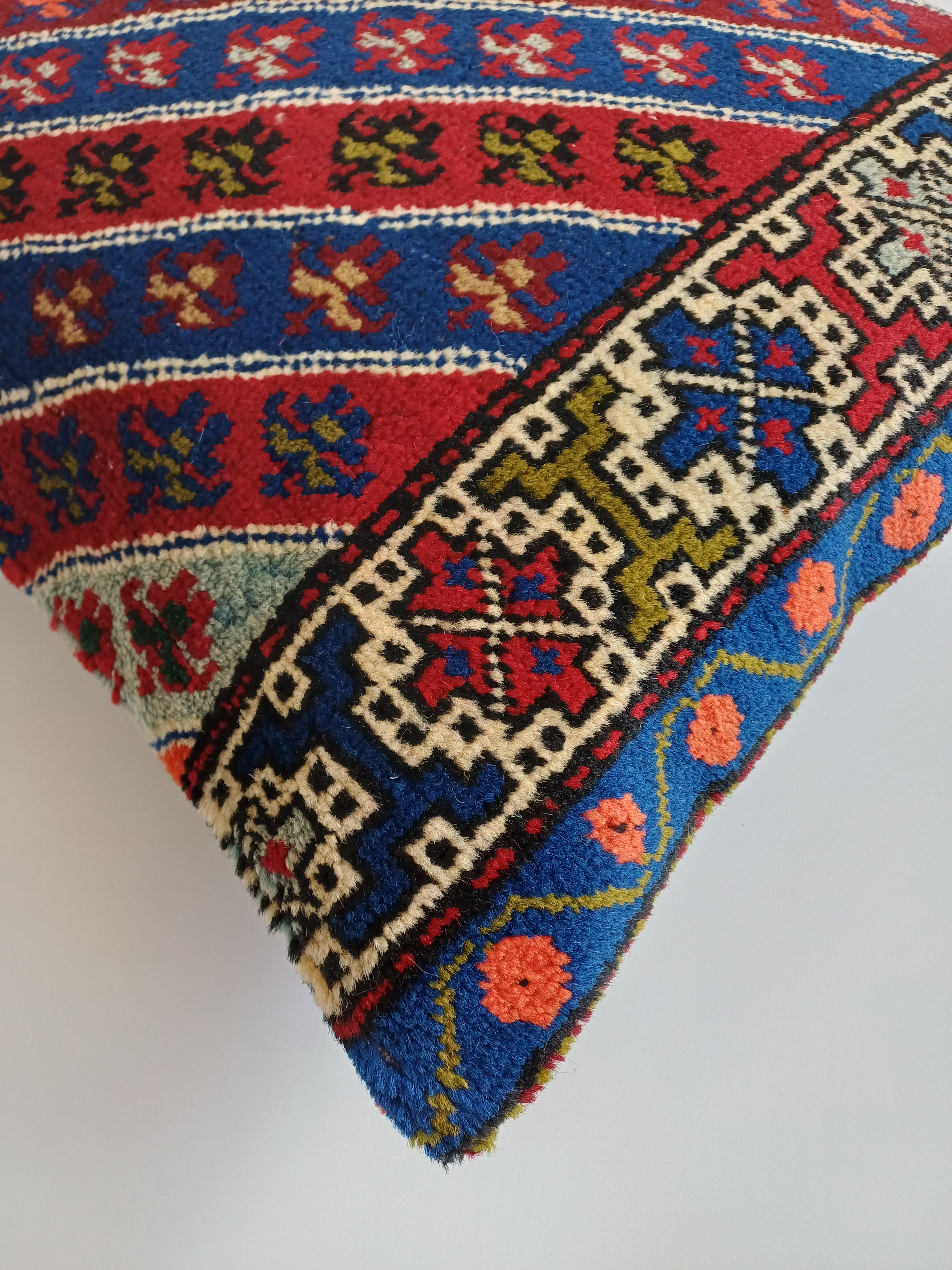Vintage Turkish Cushion Cover 24''x24'' / 60x60 CM