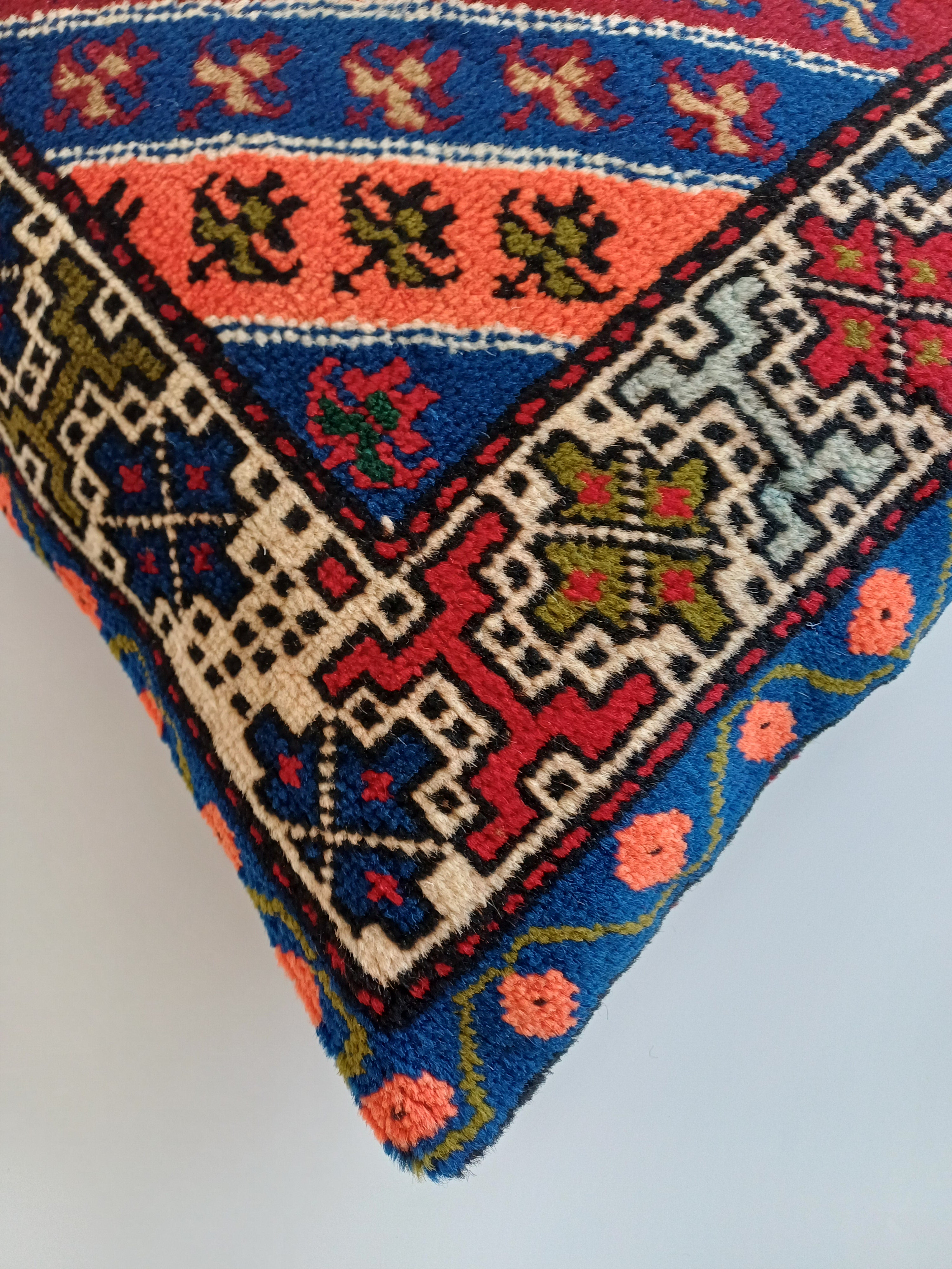 Vintage Turkish Cushion Cover 24''x24'' / 60x60 CM