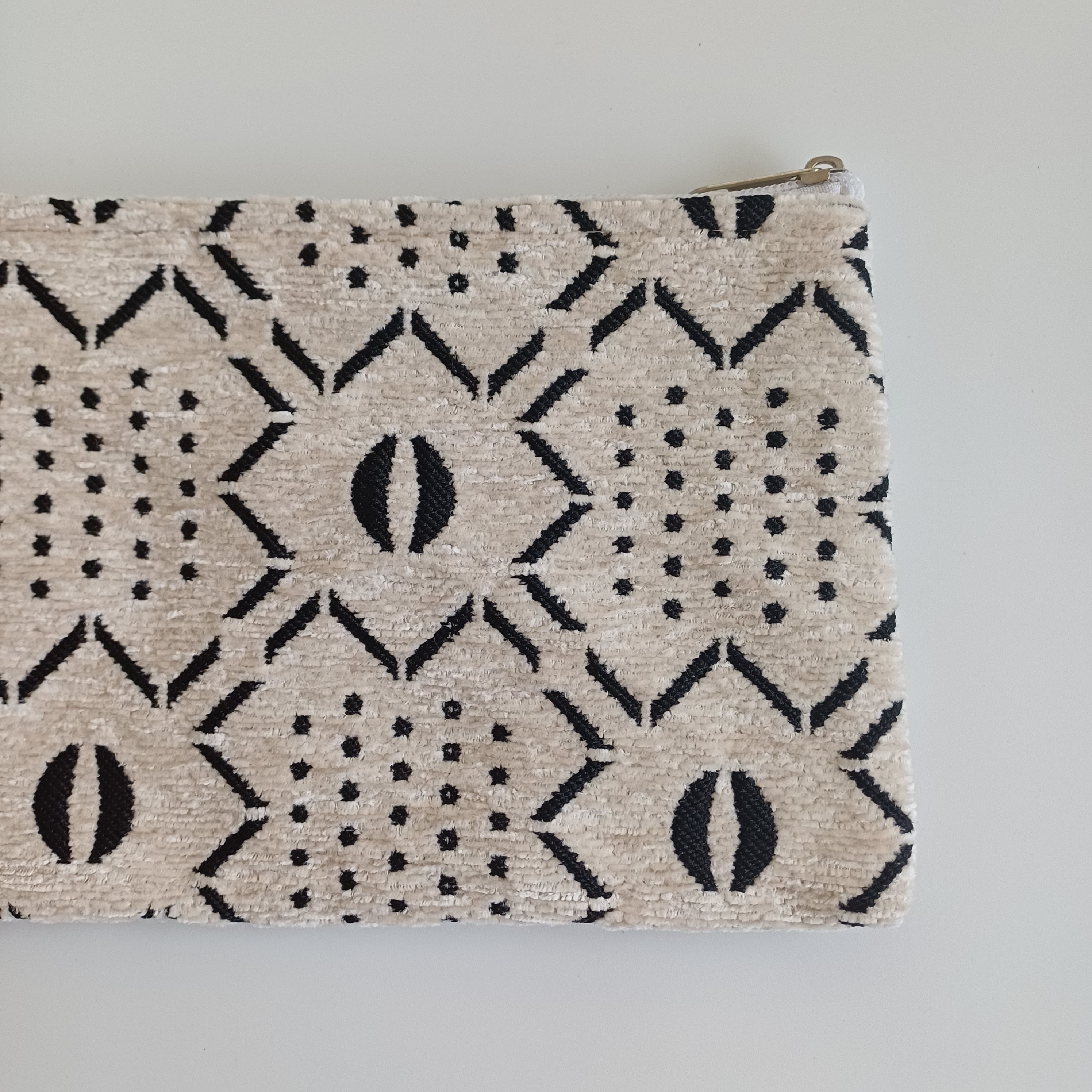 Moroccan Cream and Charcoal Handmade Velvet Pouch 20x14 CM