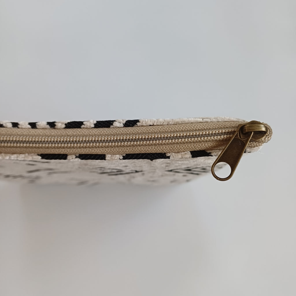 Moroccan Soft White Handmade Velvet Laptop Sleeve 36x27 CM