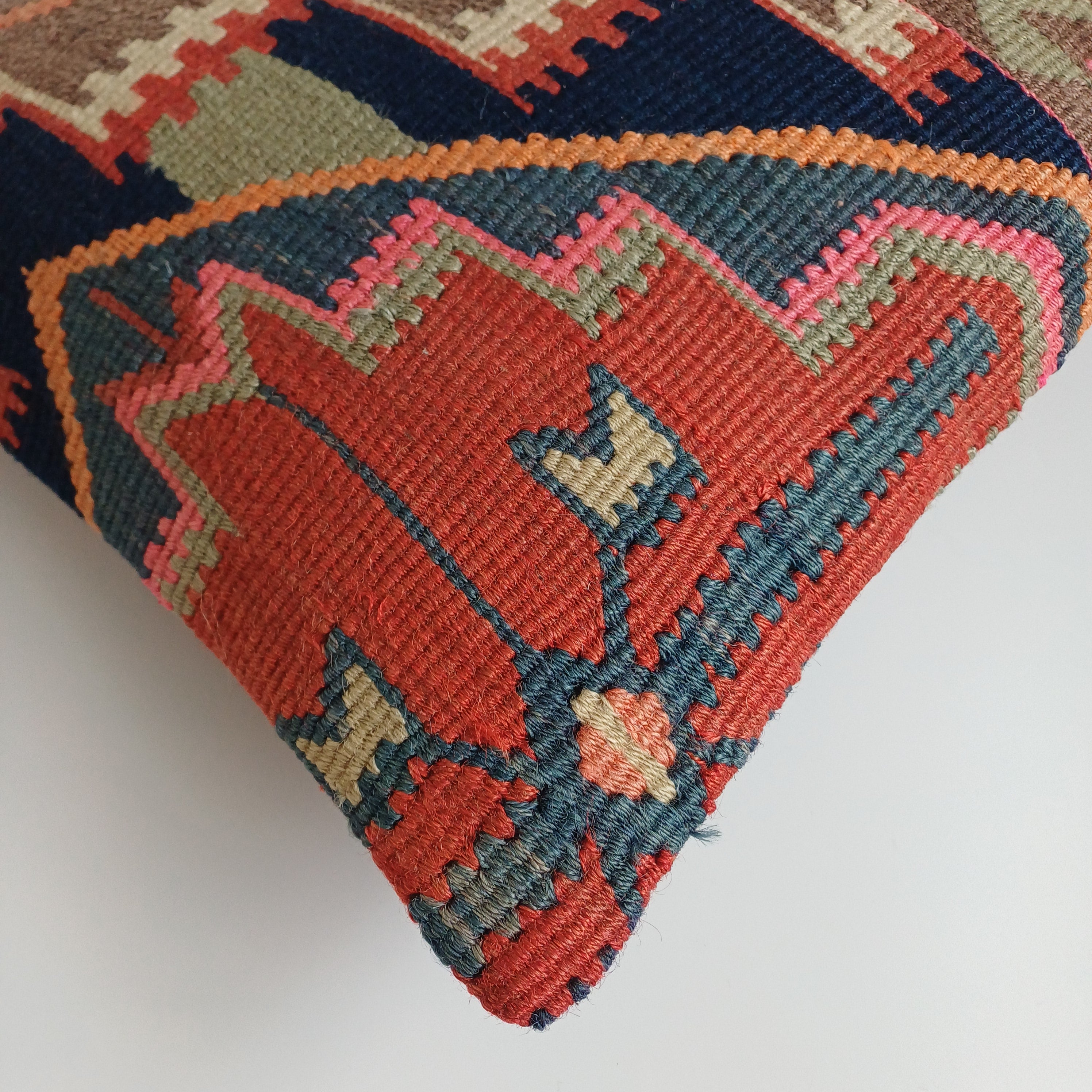 Vintage Cushion Cover 16''x16'' / 40x40 CM