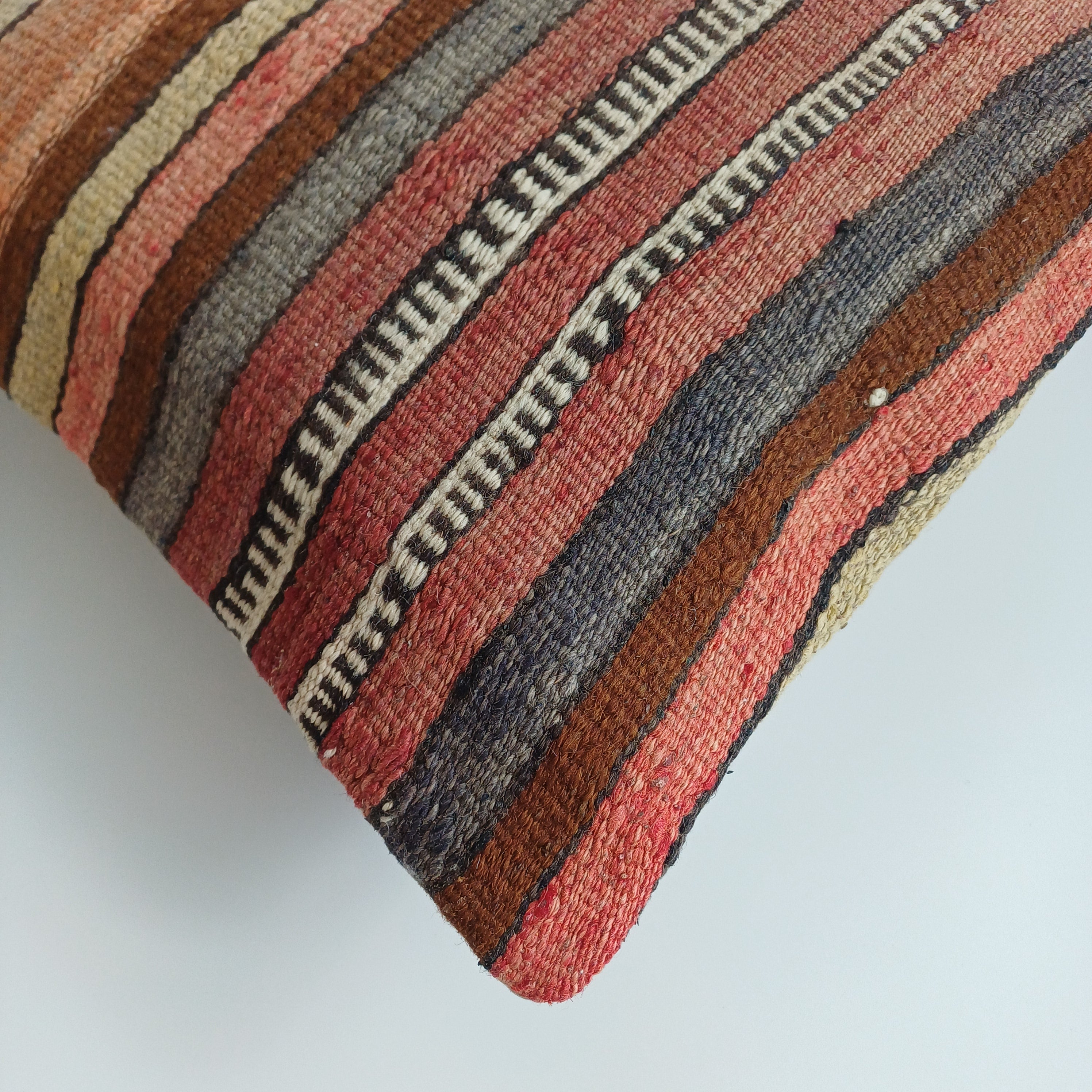 Vintage Cushion Cover 16''x16'' / 40x40 CM