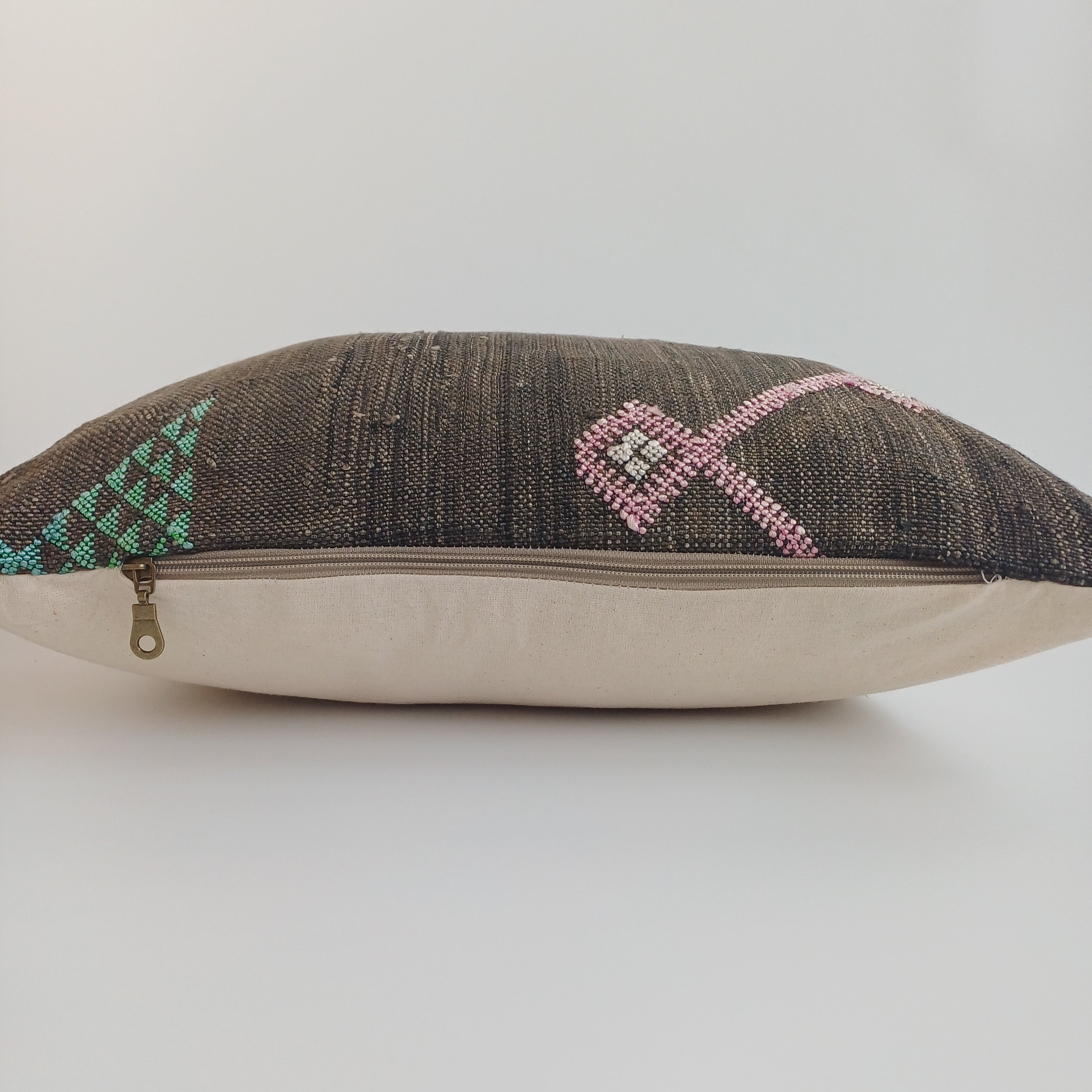 Moroccan Handmade Cactus Silk Cushion Cover 20''x20'' / 50x50 CM