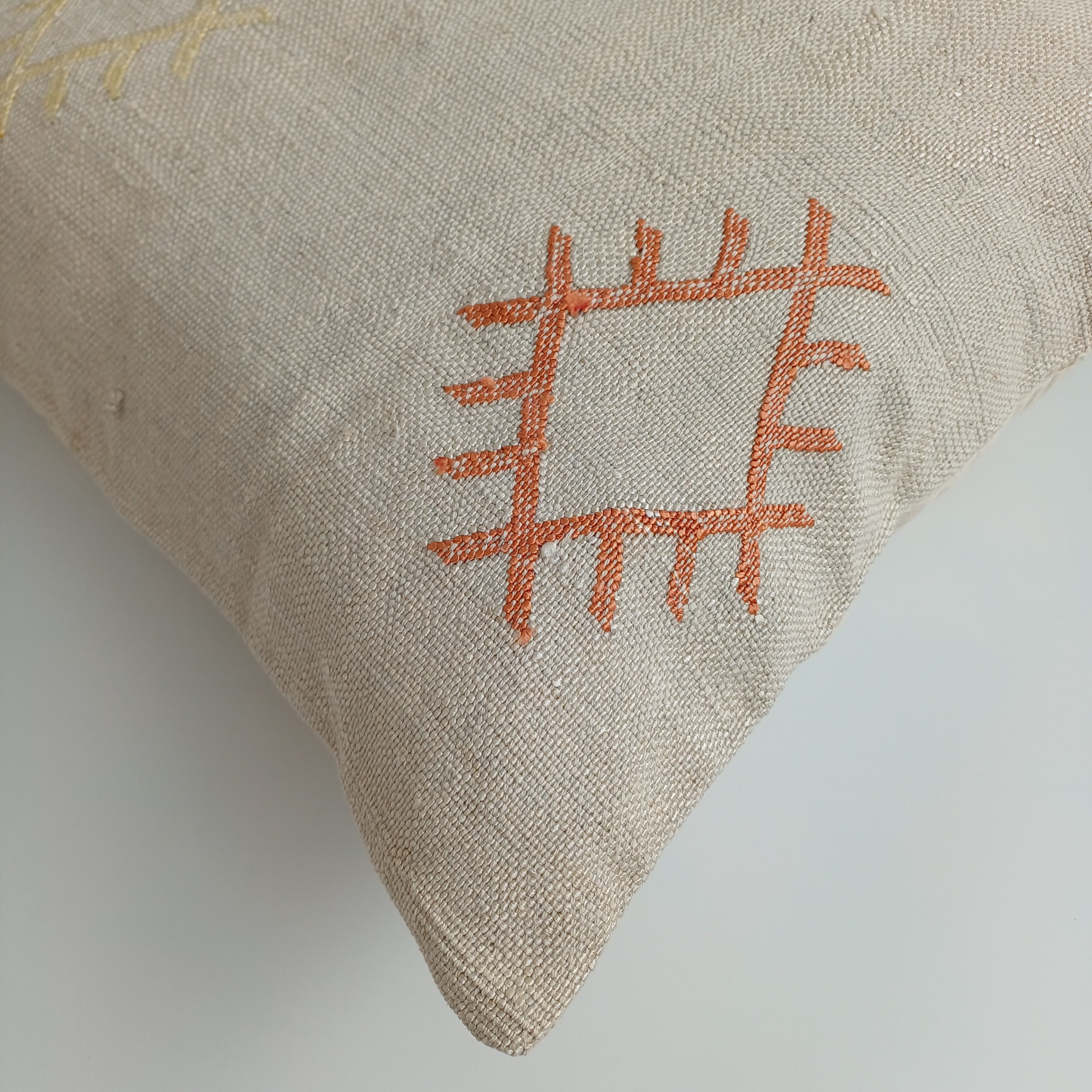 Moroccan Handmade Oatmeal Cactus Silk Cushion Cover 20''x20'' / 50x50 CM