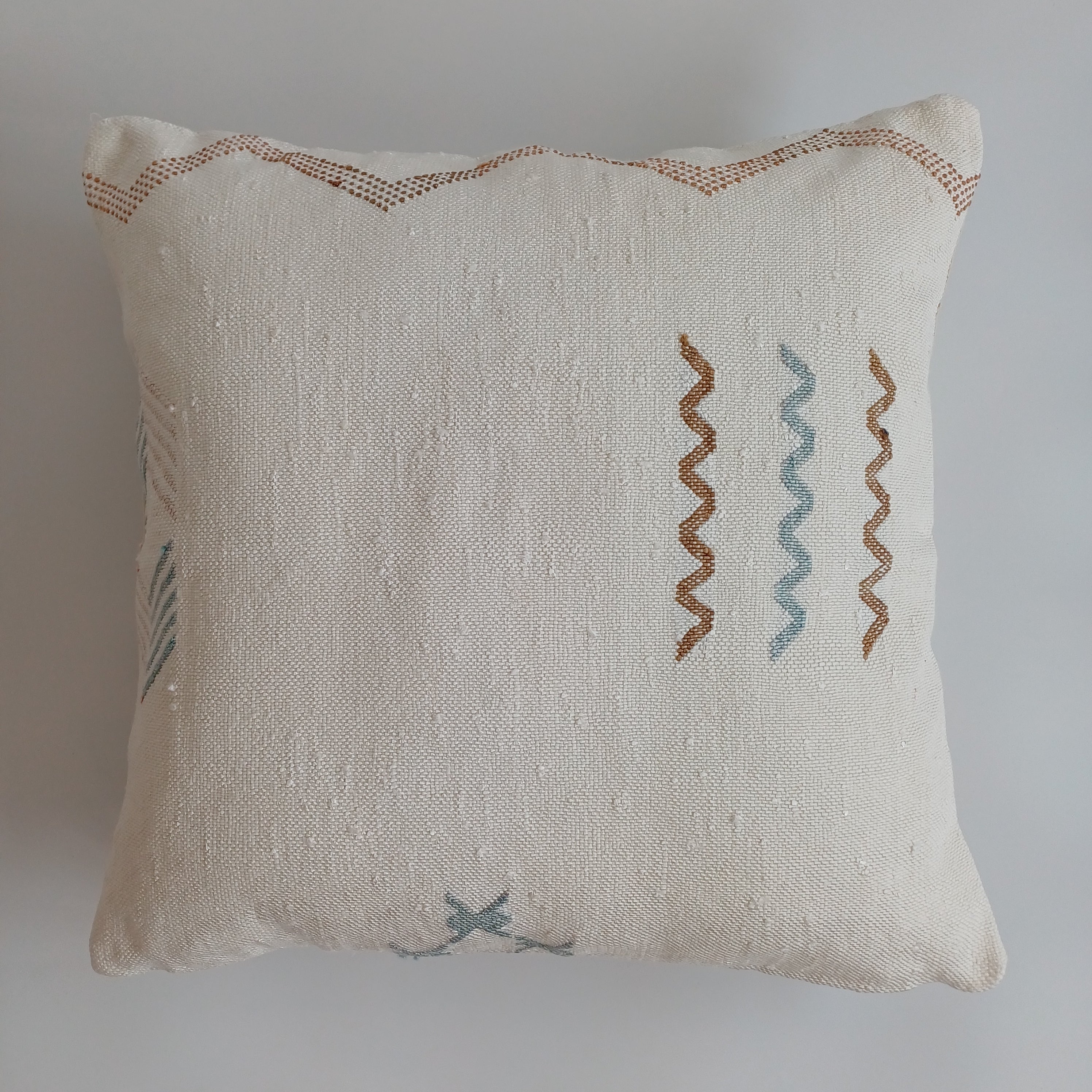 Moroccan Handmade Cream White Cactus Silk Cushion Cover 20''x20'' / 50x50 CM
