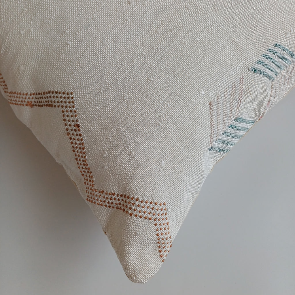 Moroccan Handmade Cream White Cactus Silk Cushion Cover 20''x20'' / 50x50 CM