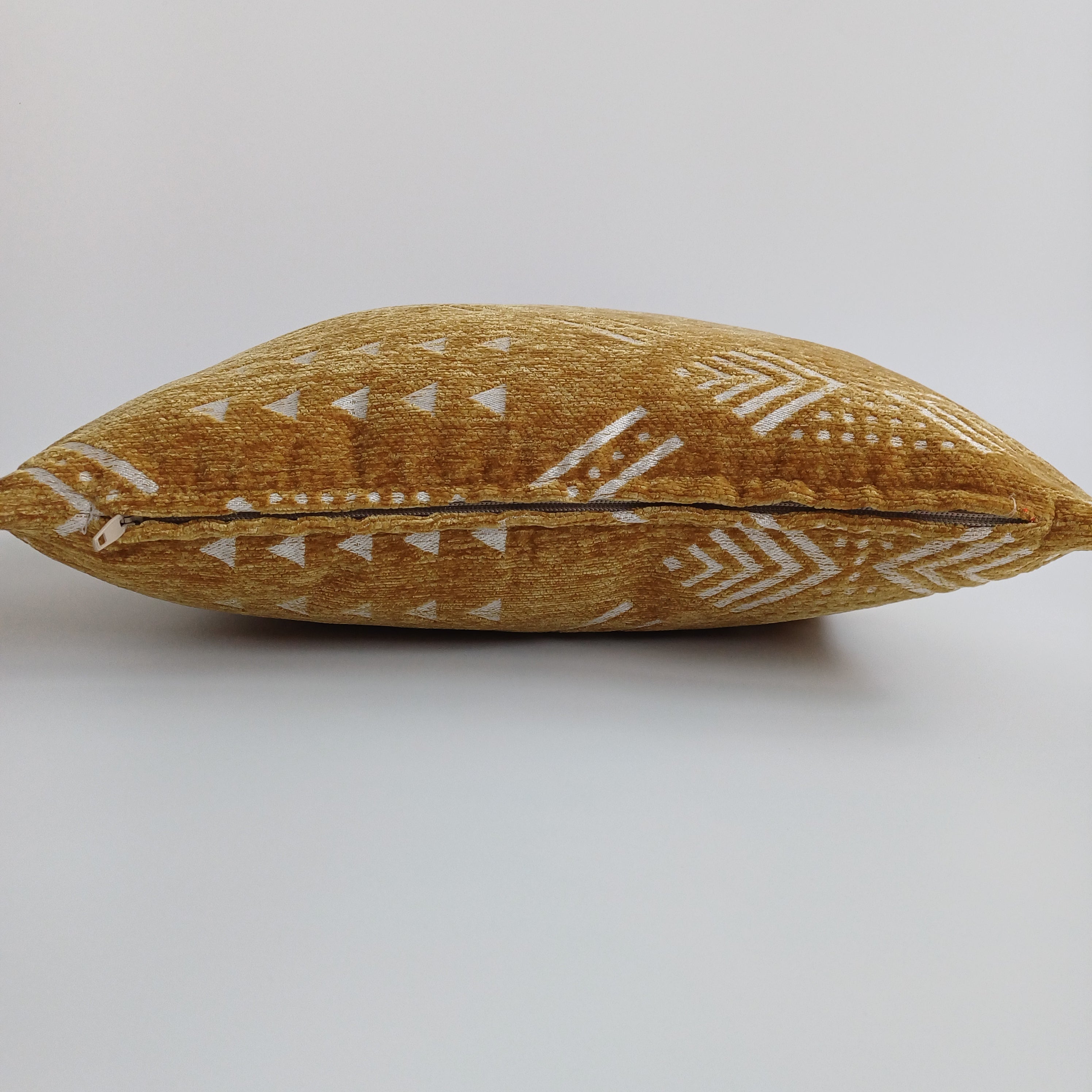 Moroccan Handmade Golden Brown Velvet Cushion Cover 16''x16'' / 40x40 CM