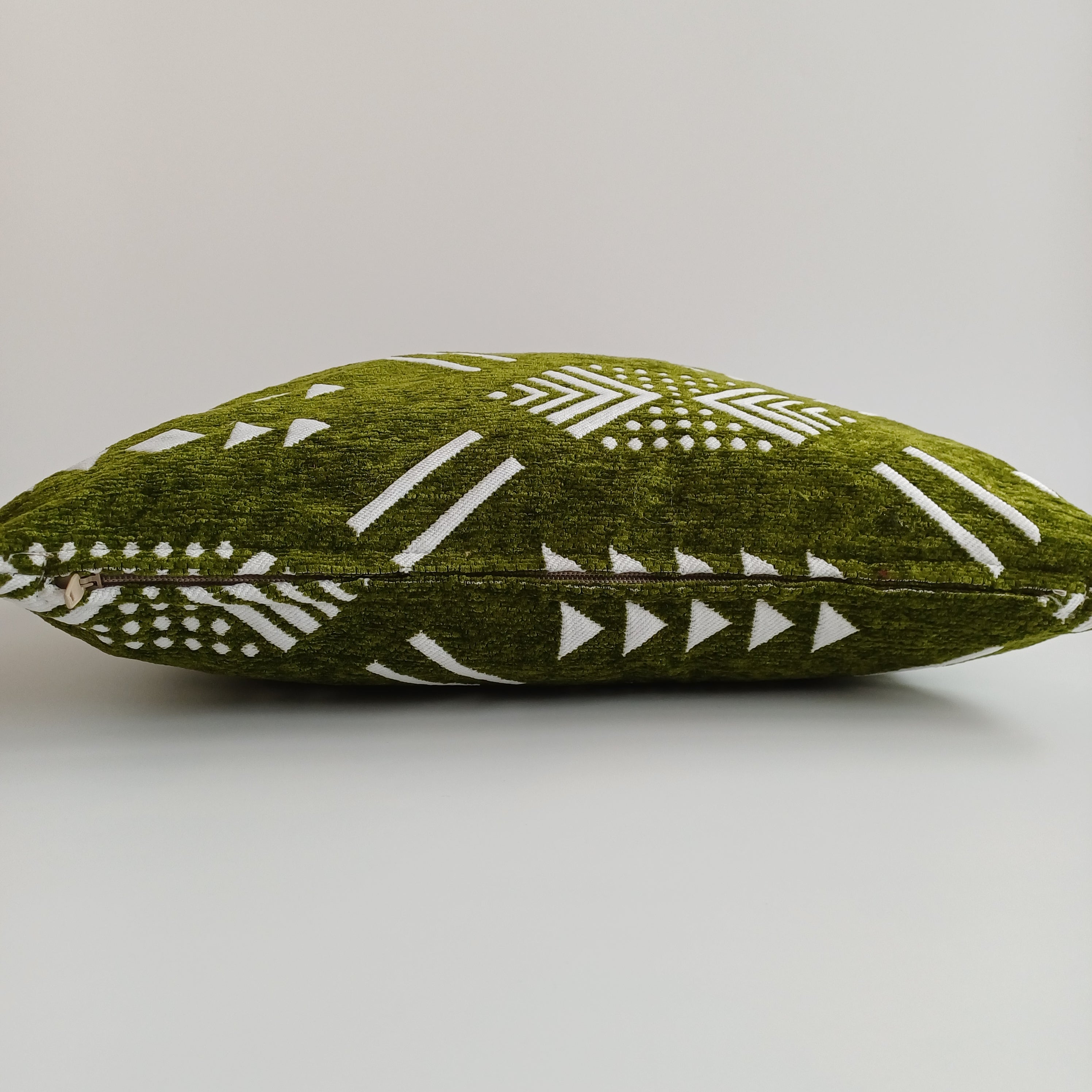 Moroccan Handmade Olive Green Velvet Cushion Cover 16''x16'' / 40x40 CM