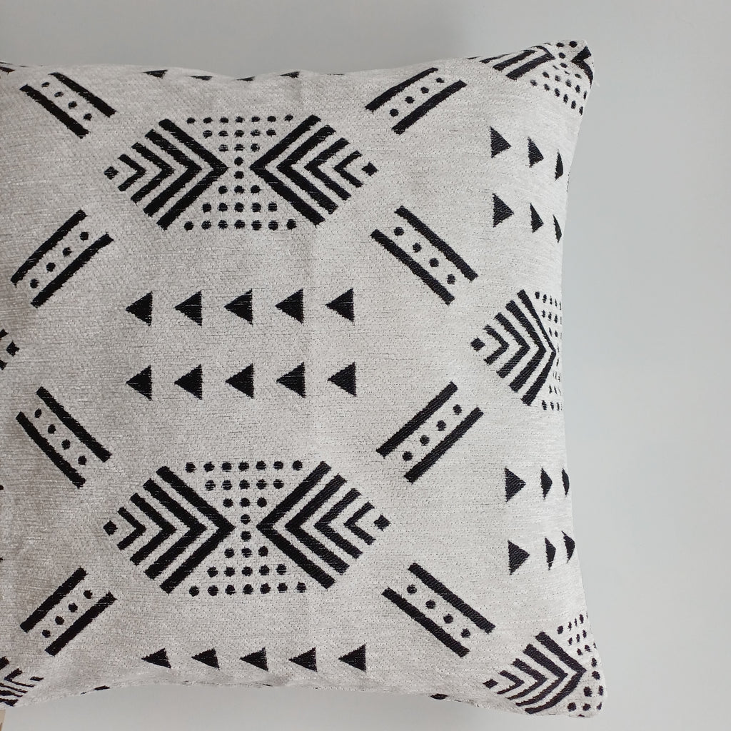 Moroccan Handmade White Velvet Cushion Cover 16''x16'' / 40x40 CM