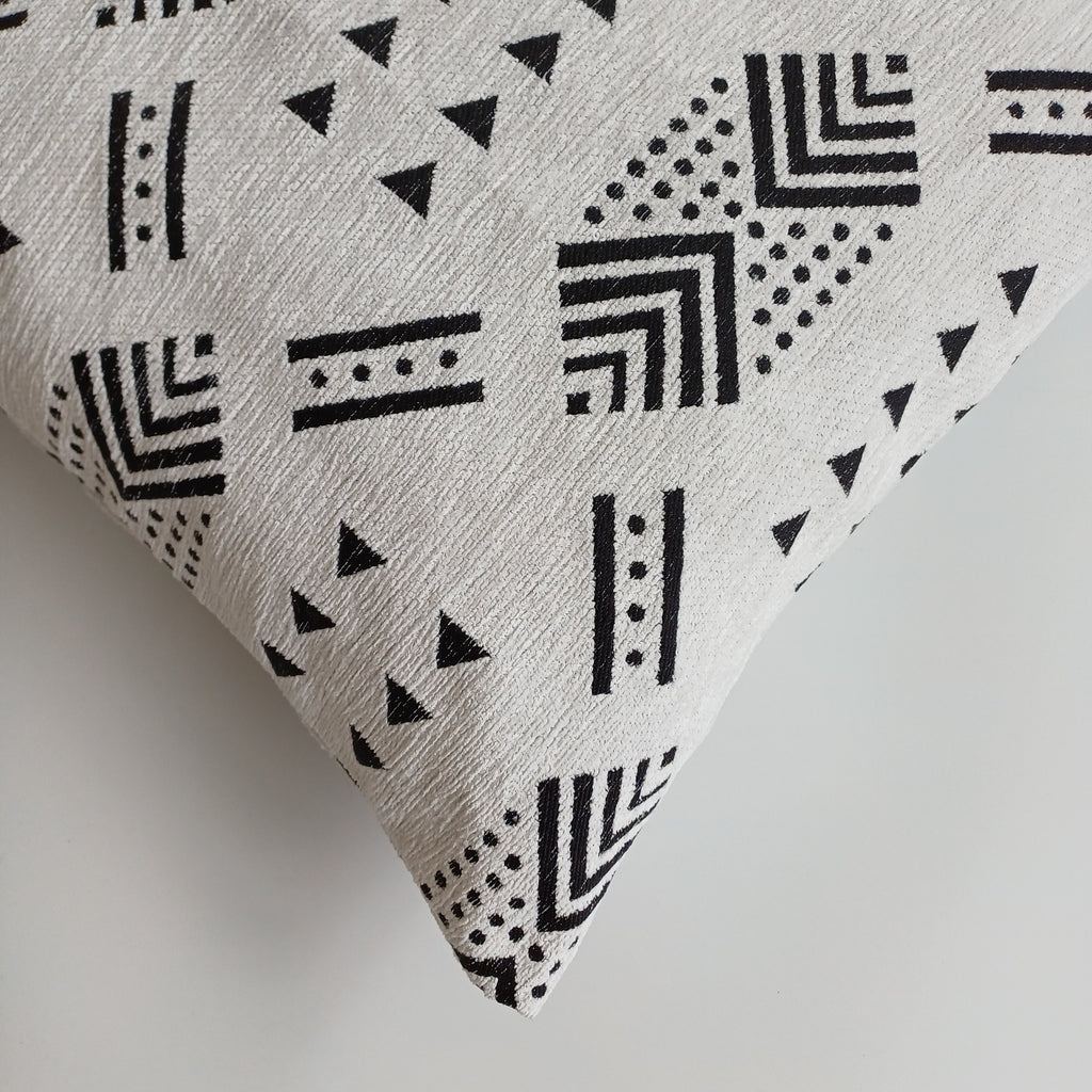 Moroccan Handmade White Velvet Cushion Cover 16''x16'' / 40x40 CM