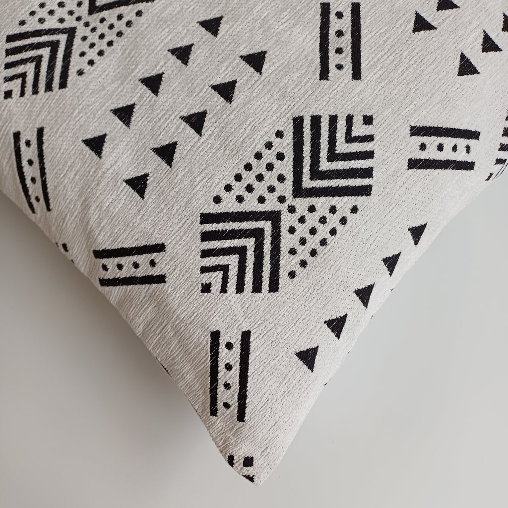 Moroccan Handmade White Velvet Cushion Cover 16''x16'' / 40x40 CM