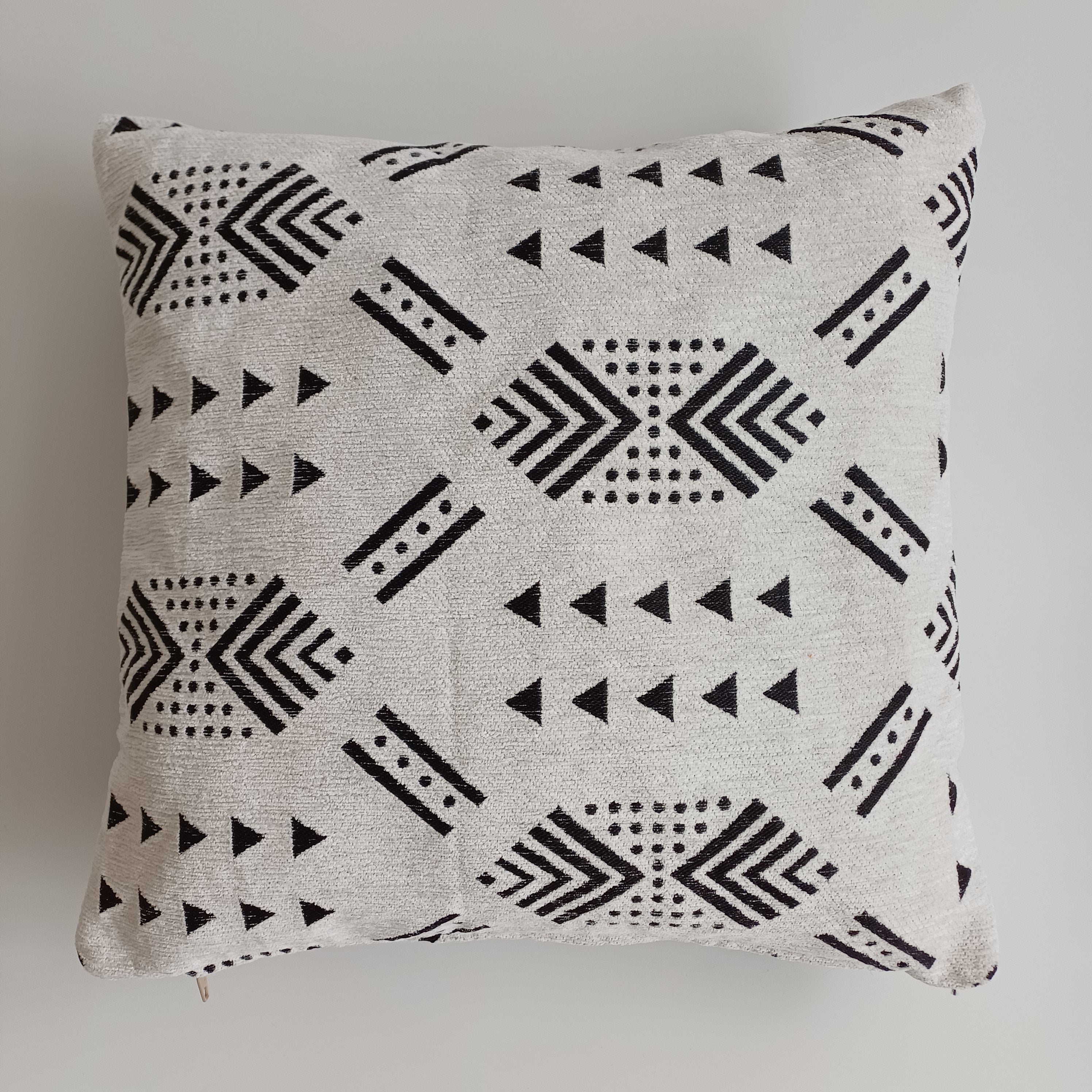 Moroccan Handmade White Velvet Cushion Cover 16''x16'' / 40x40 CM