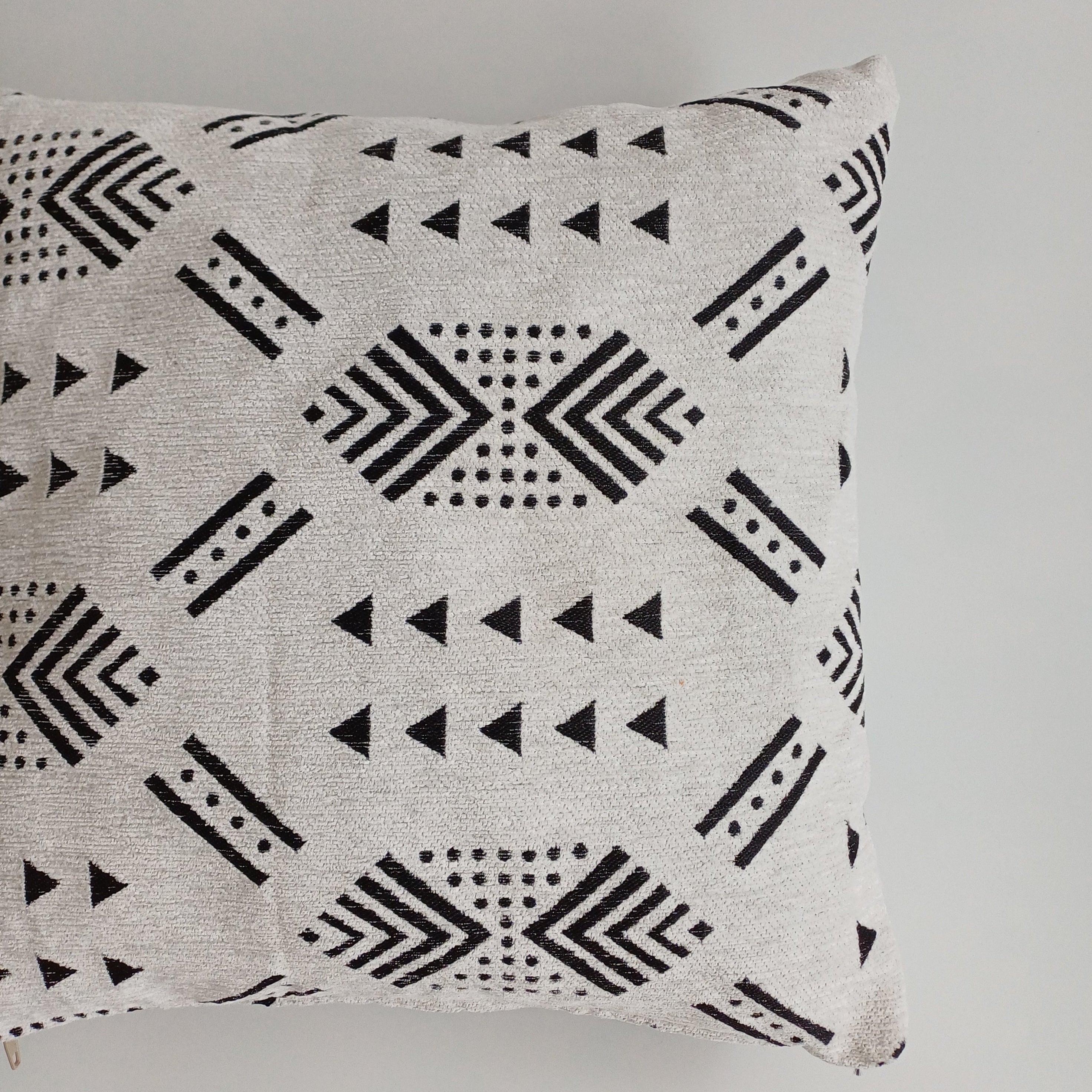 Moroccan Handmade White Velvet Cushion Cover 16''x16'' / 40x40 CM