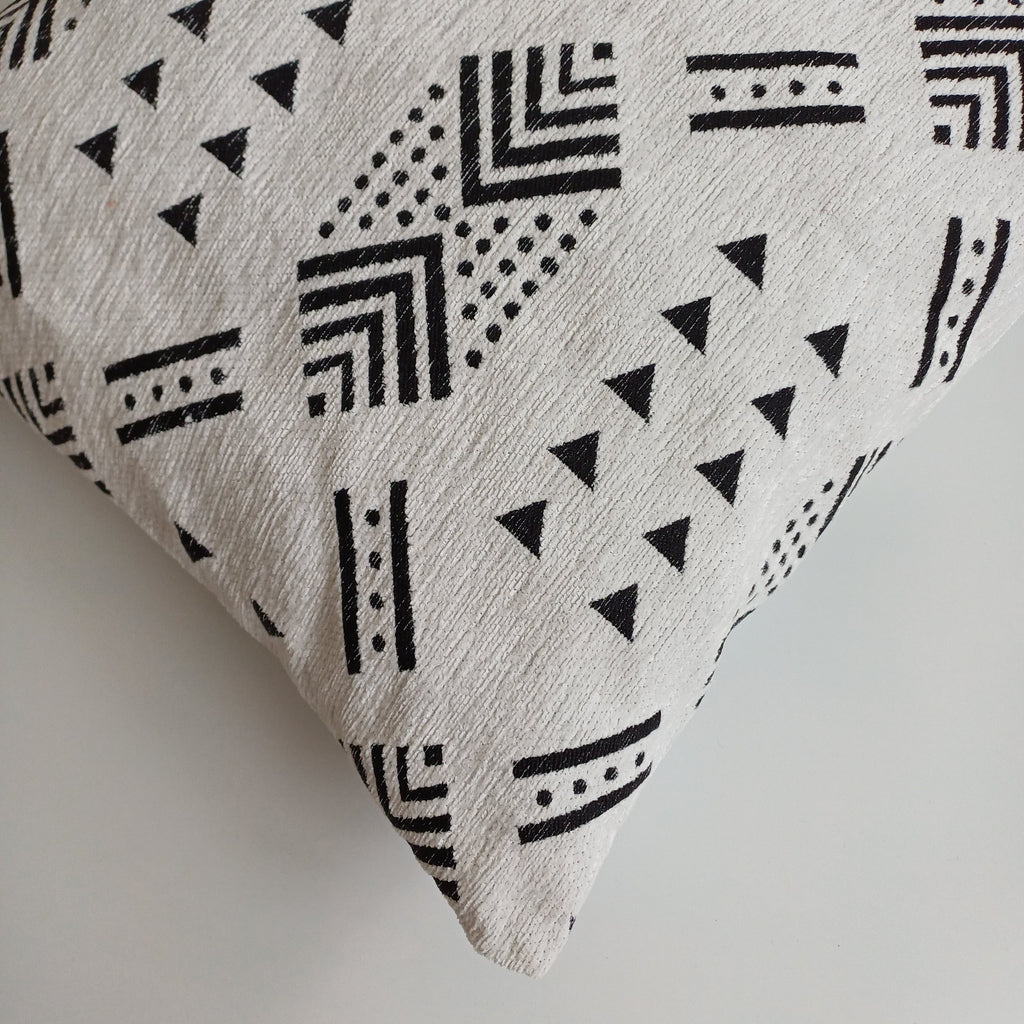 Moroccan Handmade White Velvet Cushion Cover 16''x16'' / 40x40 CM