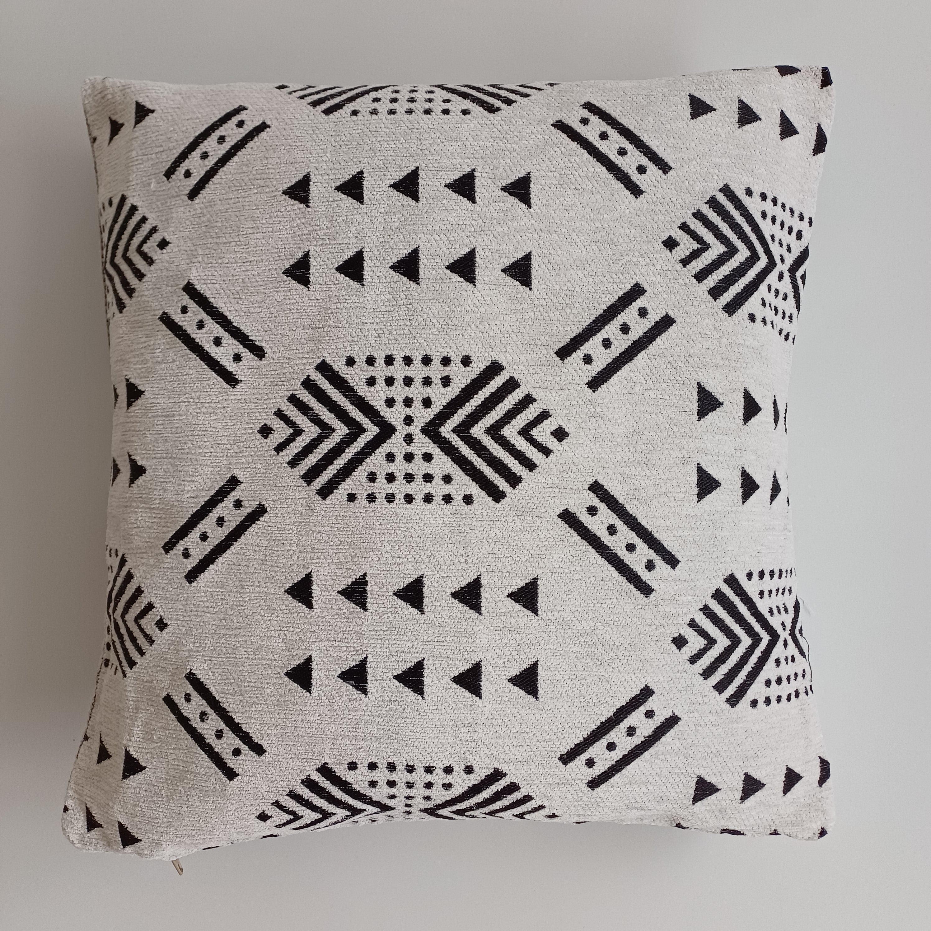 Moroccan Handmade White Velvet Cushion Cover 16''x16'' / 40x40 CM