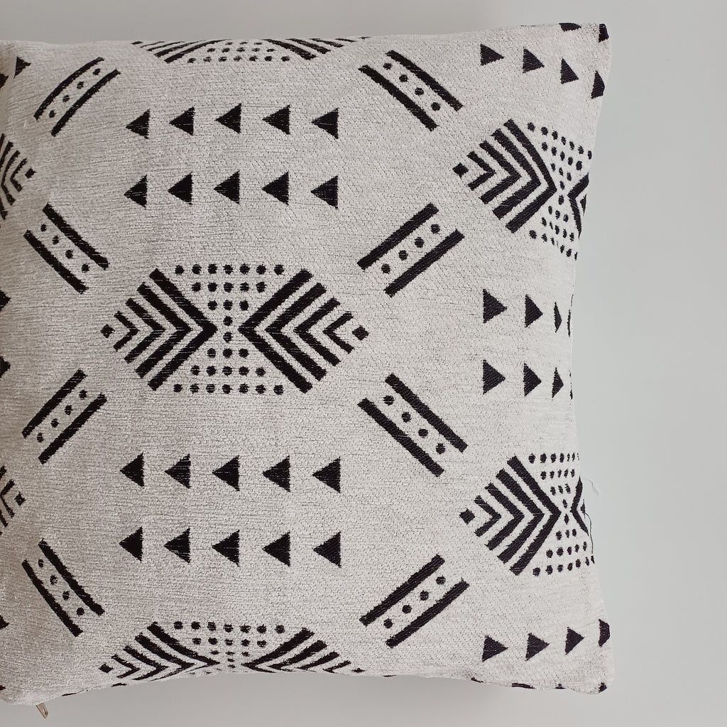 Moroccan Handmade White Velvet Cushion Cover 16''x16'' / 40x40 CM