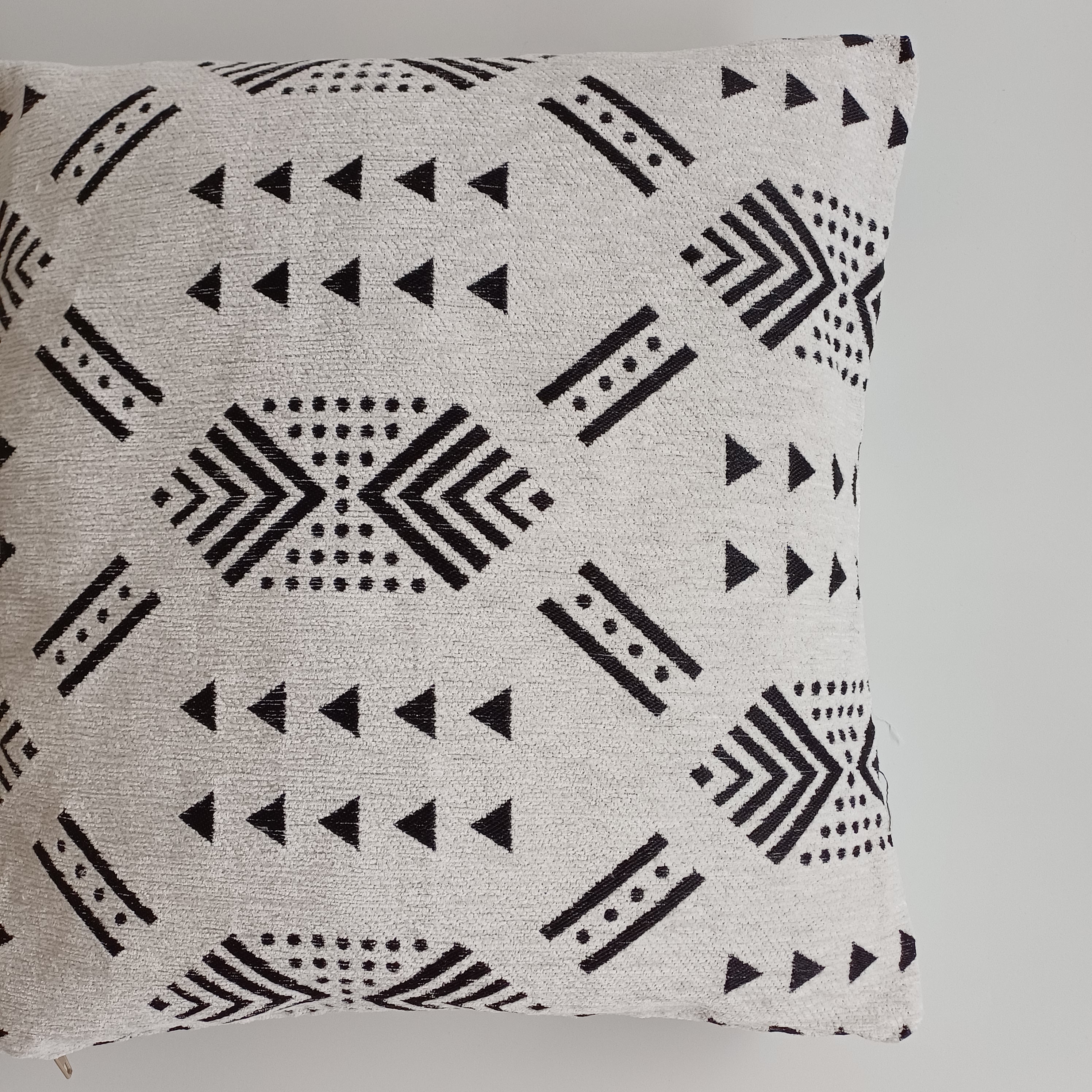 Moroccan Handmade White Velvet Cushion Cover 16''x16'' / 40x40 CM