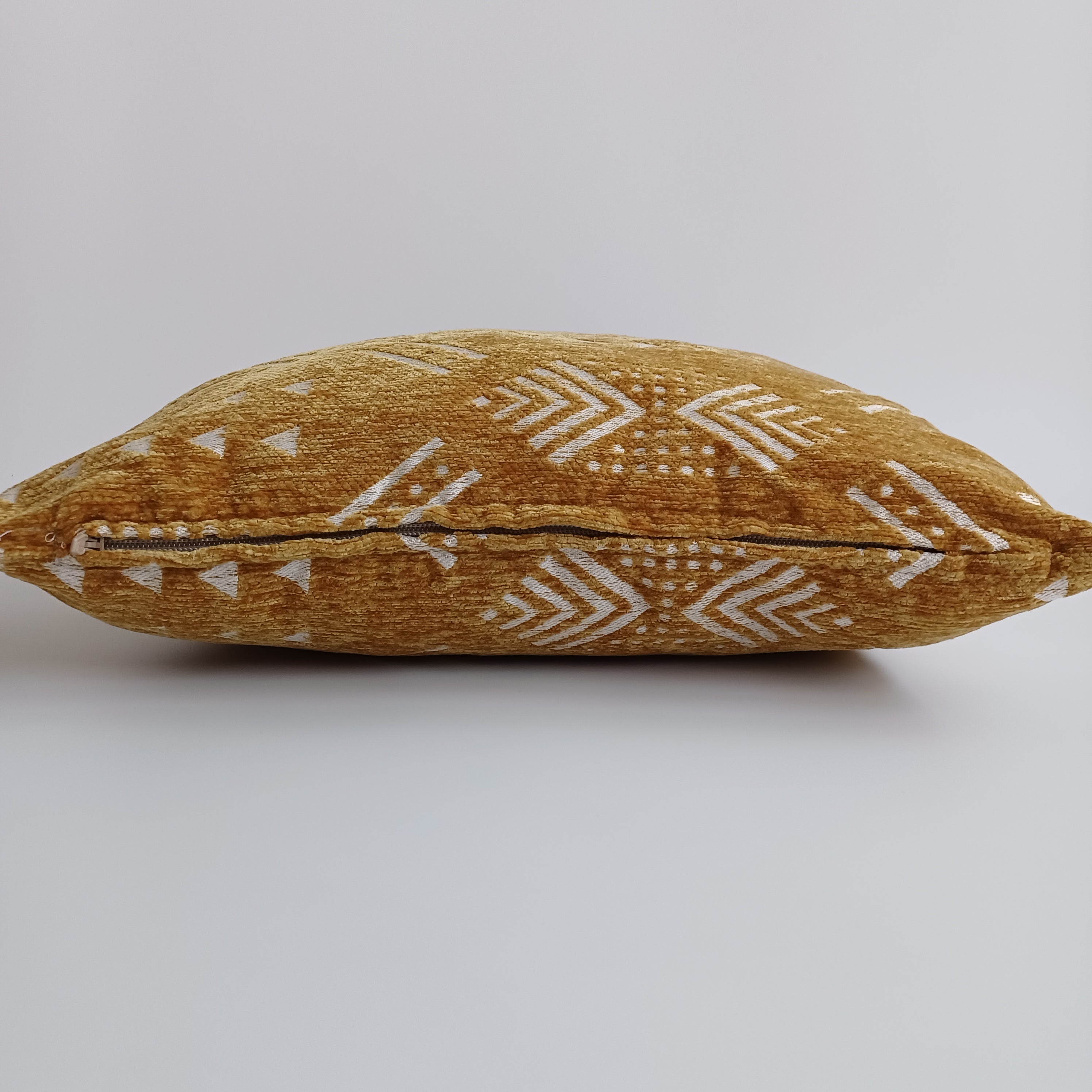 Moroccan Handmade Golden Brown Velvet Cushion Cover 16''x16'' / 40x40 CM