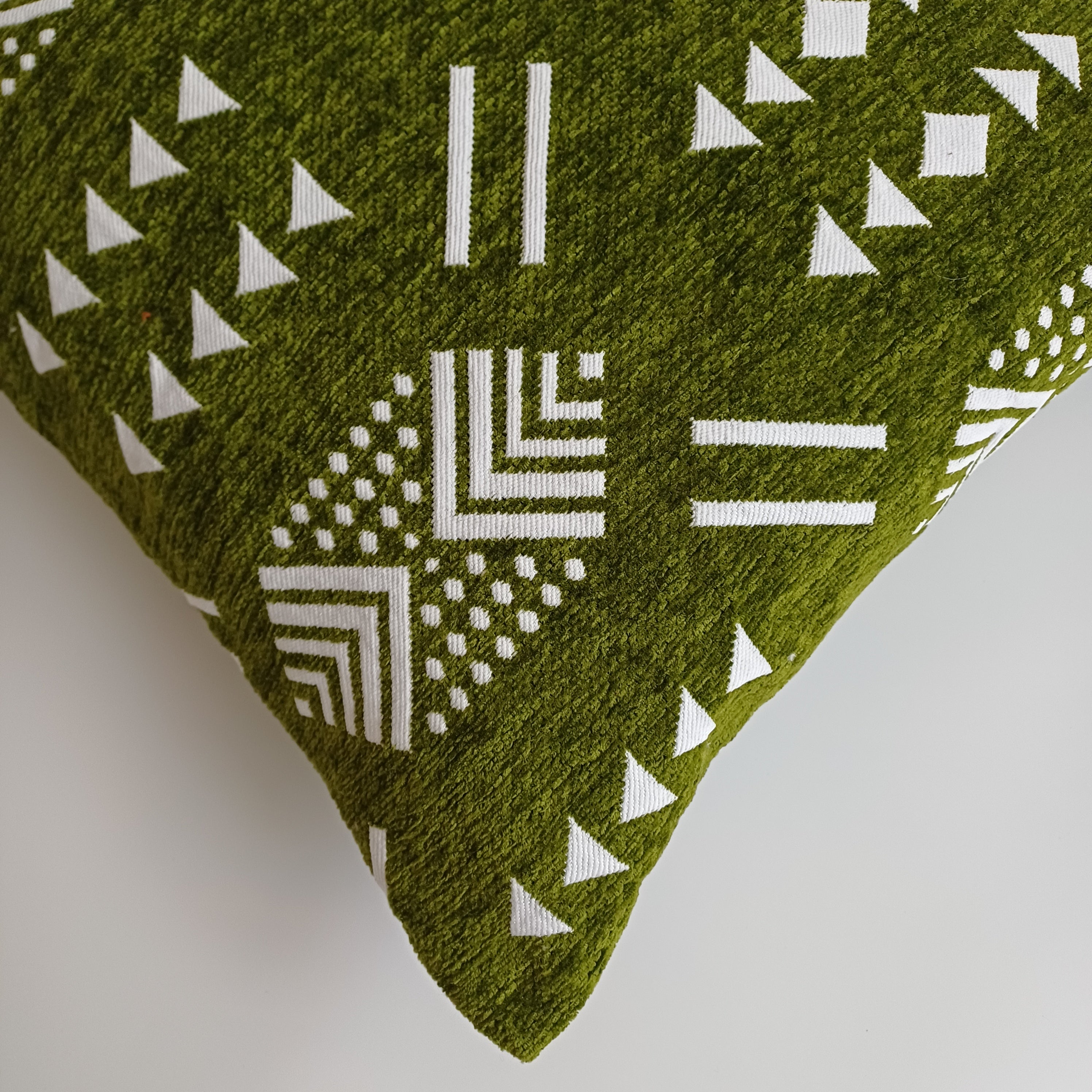 Moroccan Handmade Olive Green Velvet Cushion Cover 16''x16'' / 40x40 CM