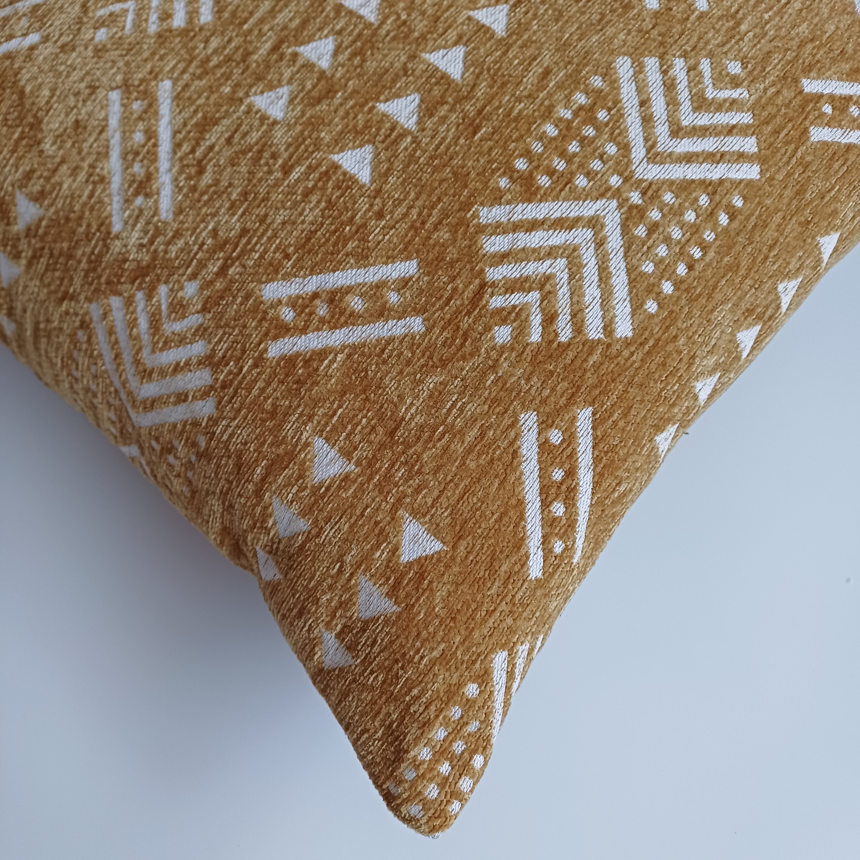 Moroccan Handmade Golden Brown Velvet Cushion Cover 16''x16'' / 40x40 CM