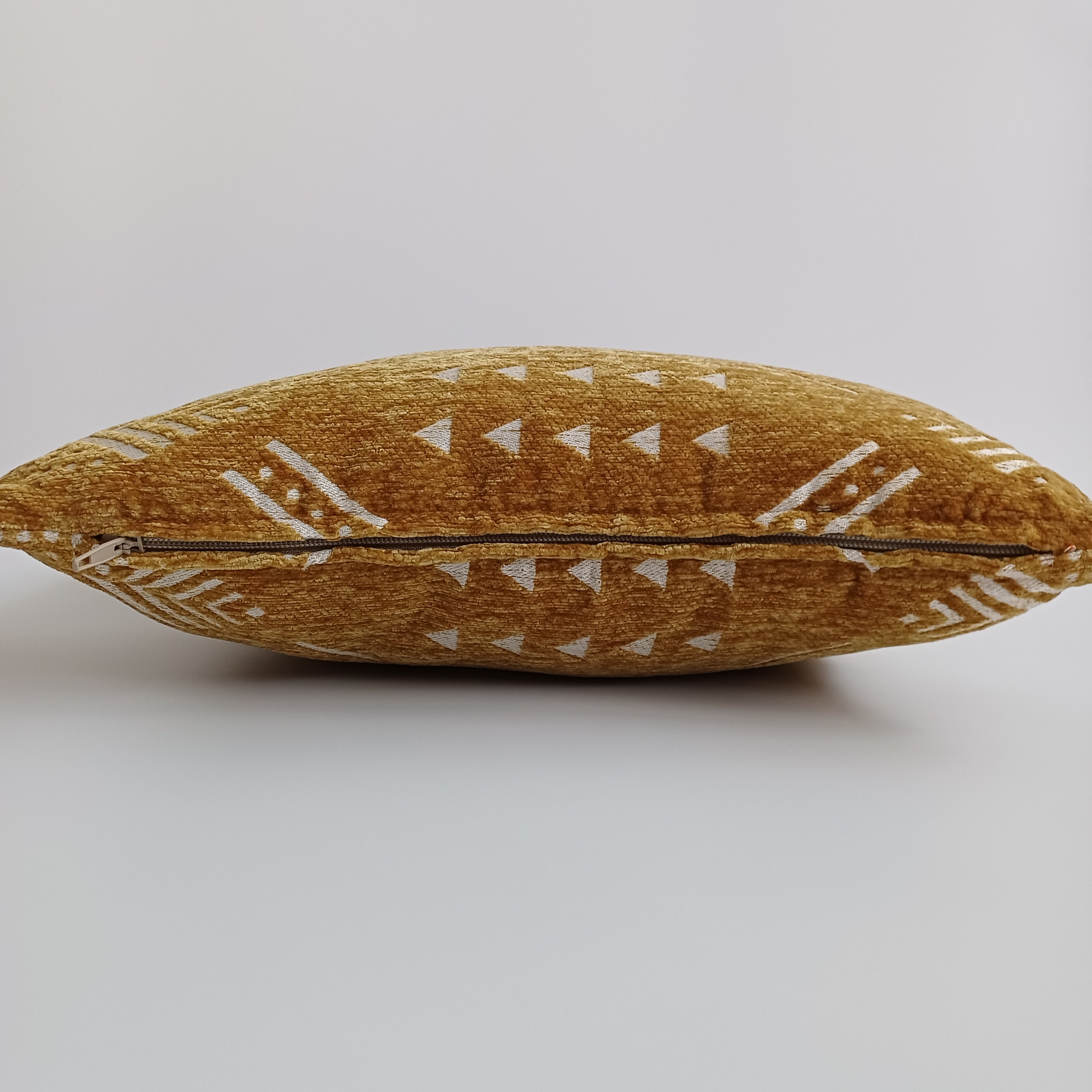 Moroccan Handmade Golden Brown Velvet Cushion Cover 16''x16'' / 40x40 CM