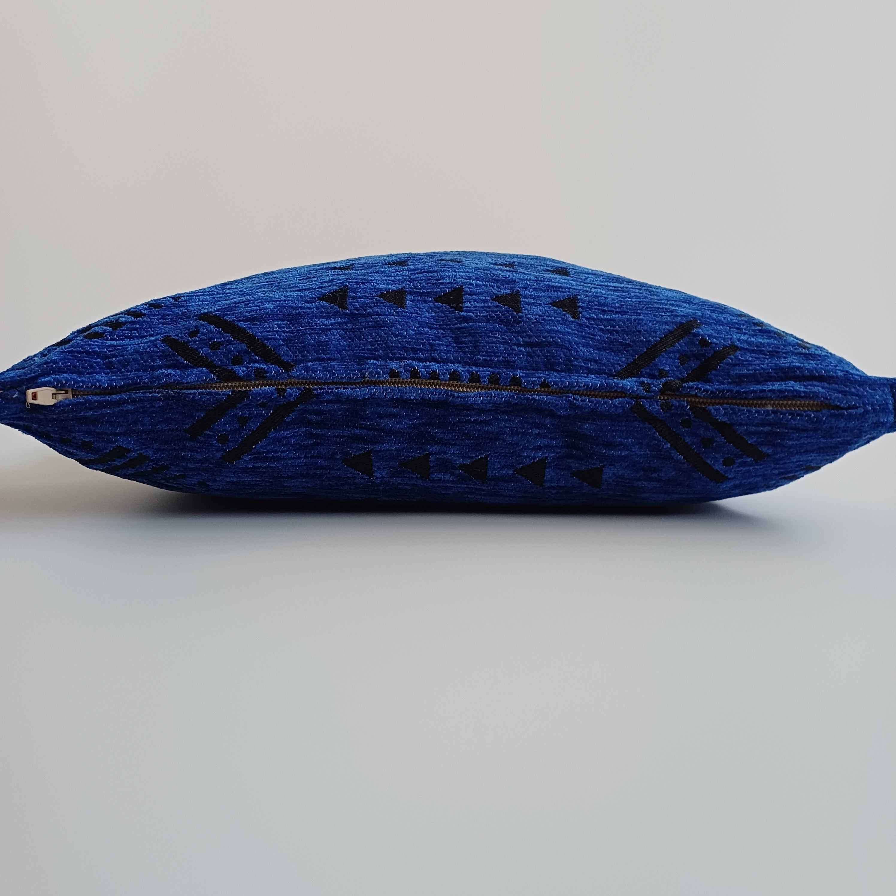 Moroccan Handmade Royal Blue Velvet Cushion Cover 16''x16'' / 40x40 CM