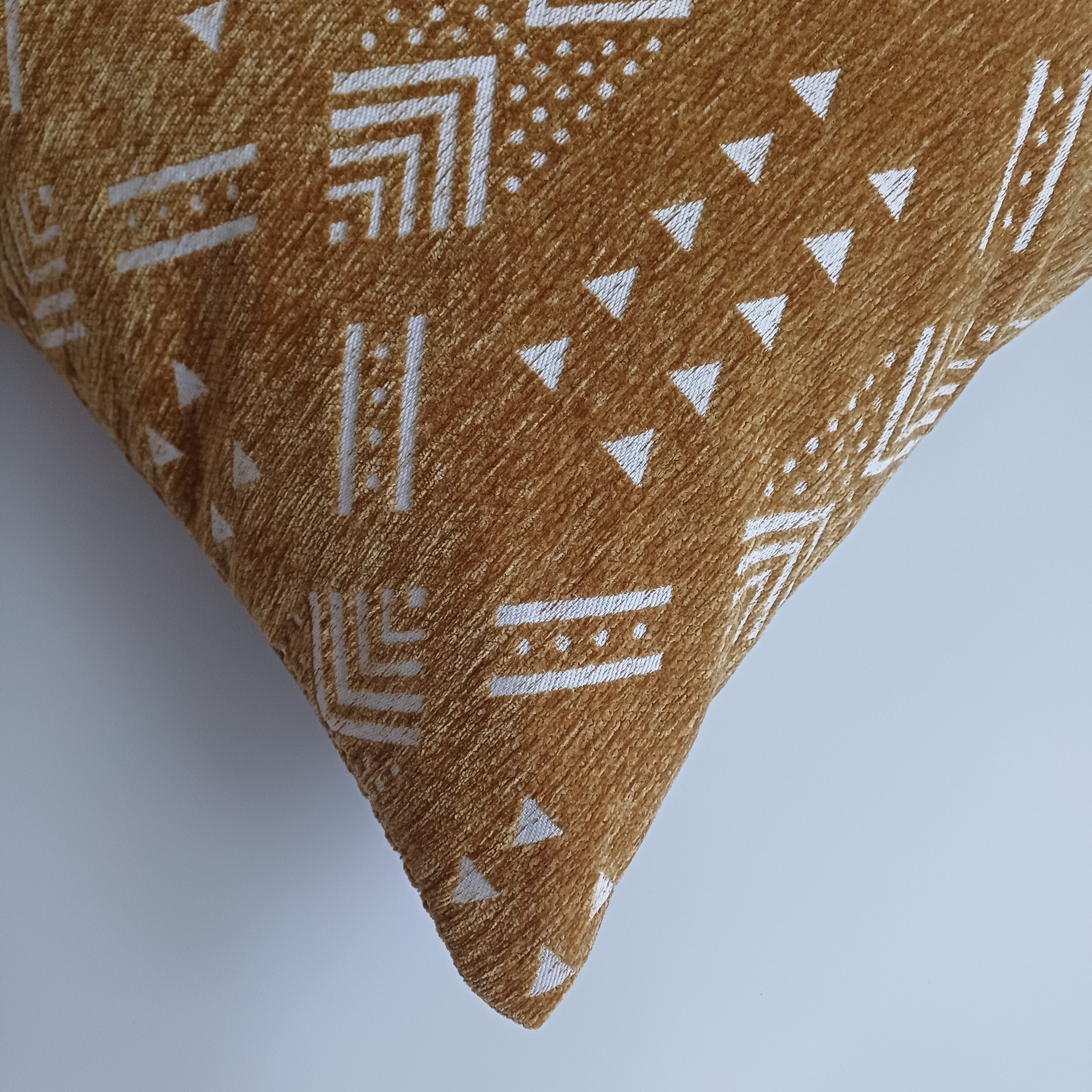 Moroccan Handmade Velvet  Cushion Cover 20''x20'' / 50x50 CM