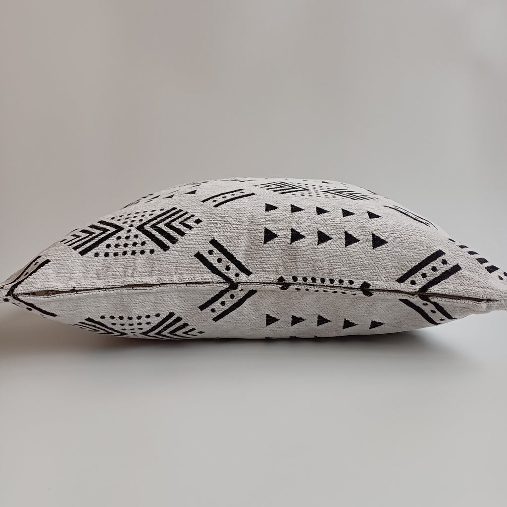 Moroccan Handmade White Velvet  Cushion Cover 20''x20'' / 50x50 CM
