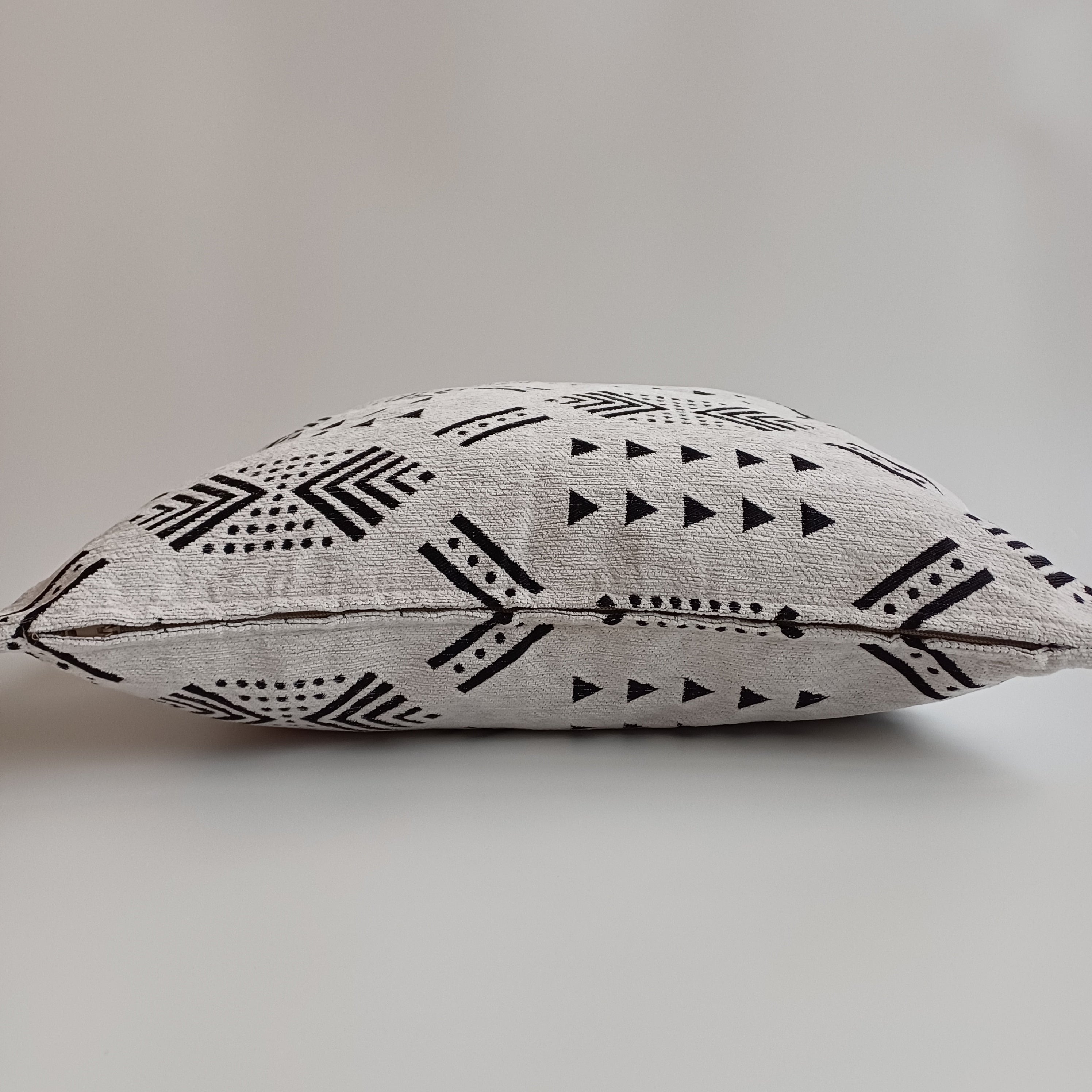 Moroccan Handmade White Velvet  Cushion Cover 20''x20'' / 50x50 CM