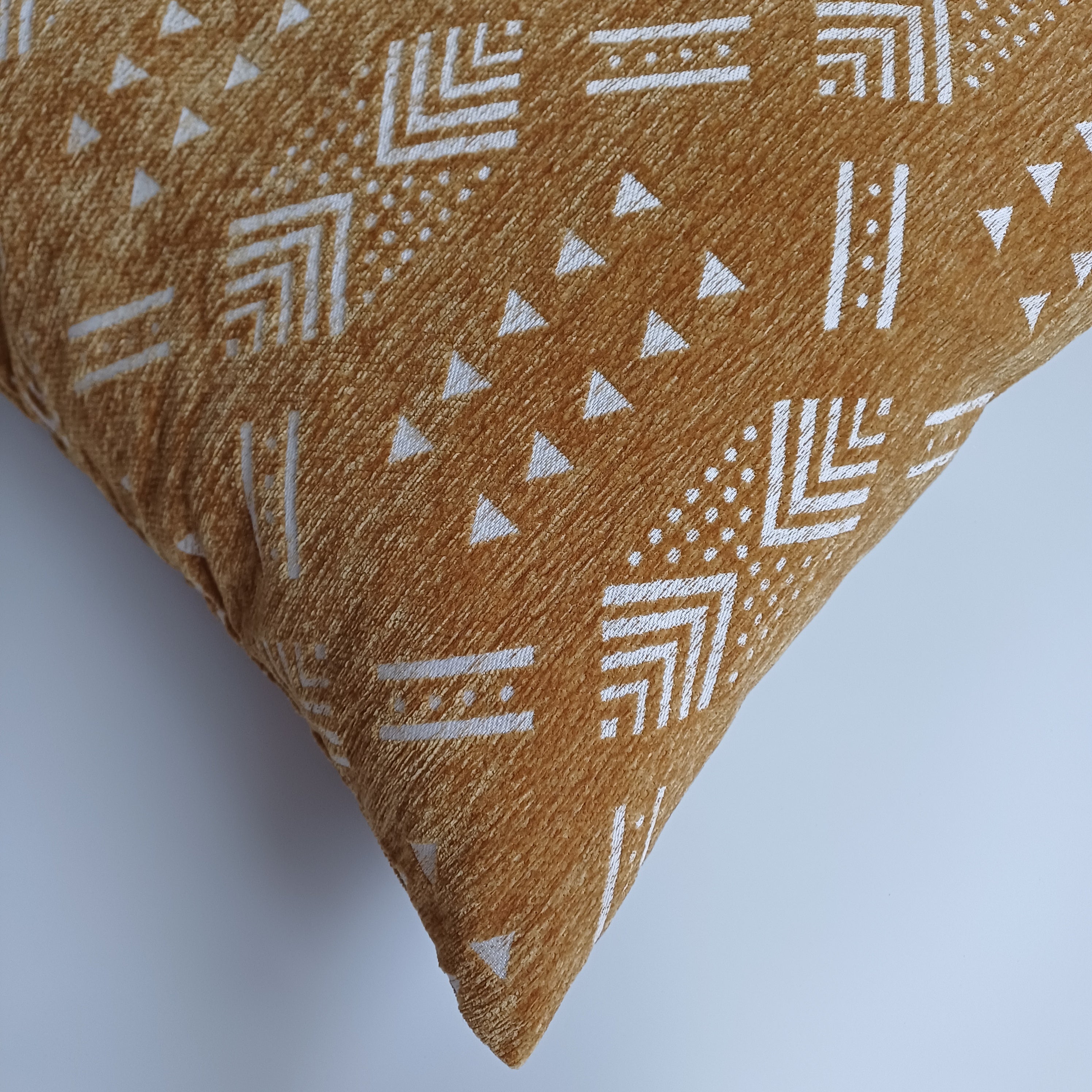 Moroccan Handmade Golden Brown Velvet Cushion Cover 20''x20'' / 50x50 CM