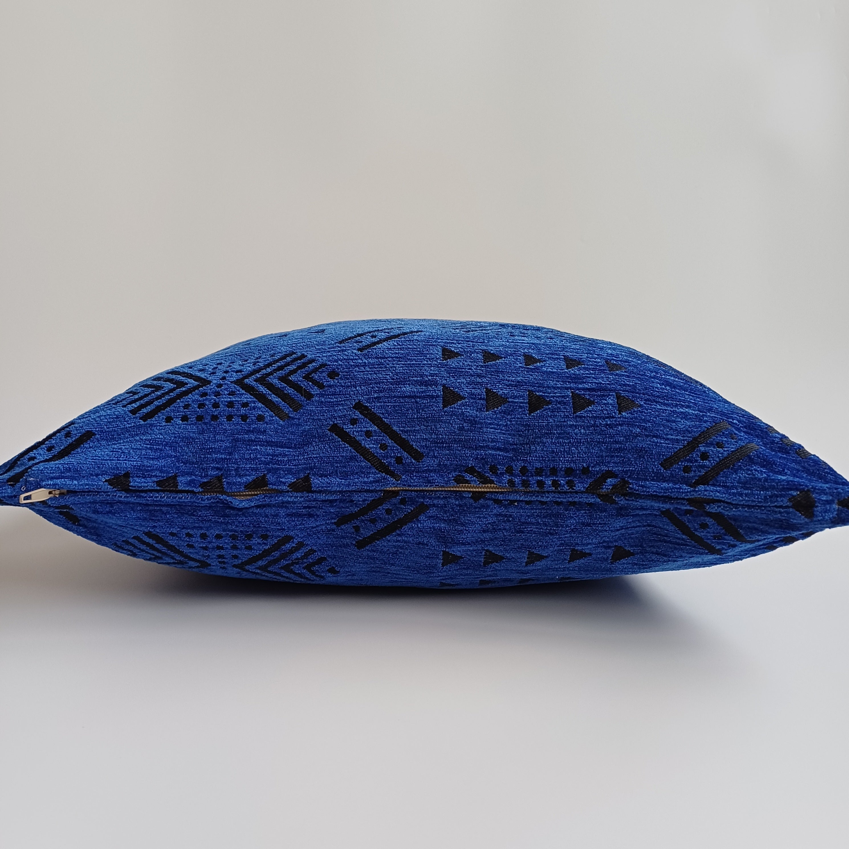 Moroccan Handmade Royal Blue Velvet Cushion Cover 20''x20'' / 50x50 CM