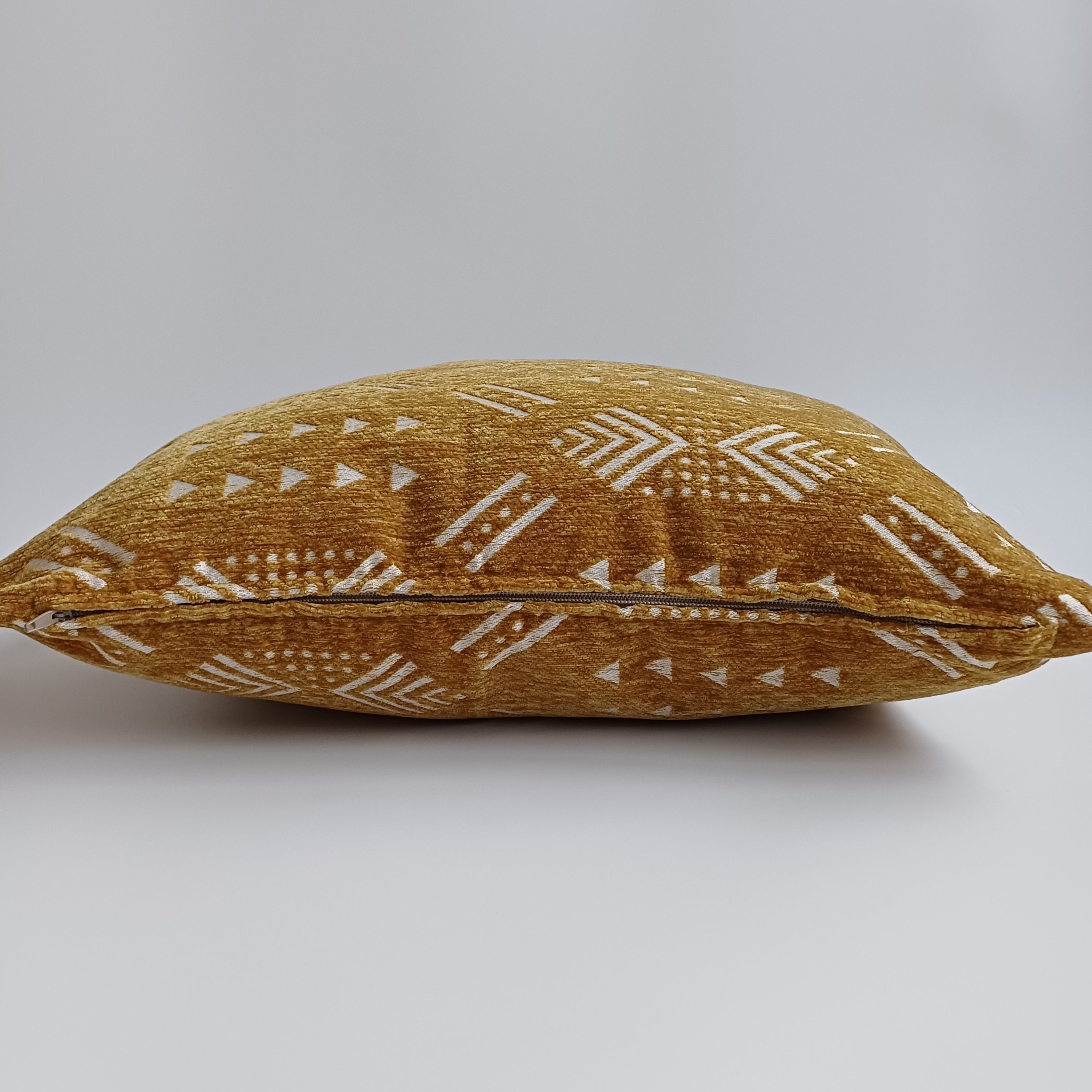 Moroccan Handmade Golden Brown Velvet Cushion Cover 20''x20'' / 50x50 CM